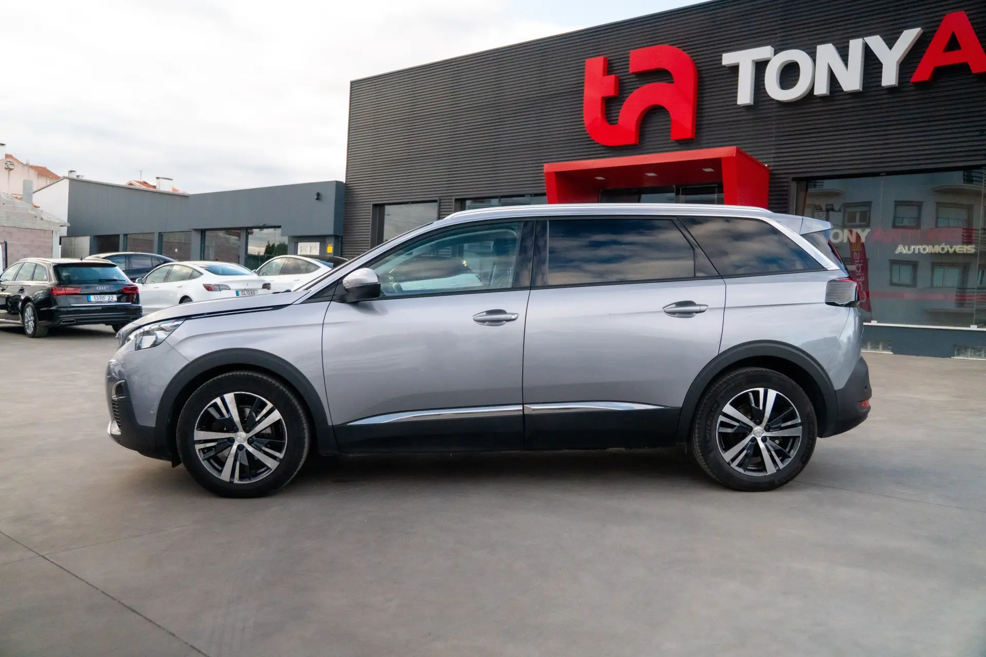 Peugeot 5008 1.6 BlueHDi Allure 7