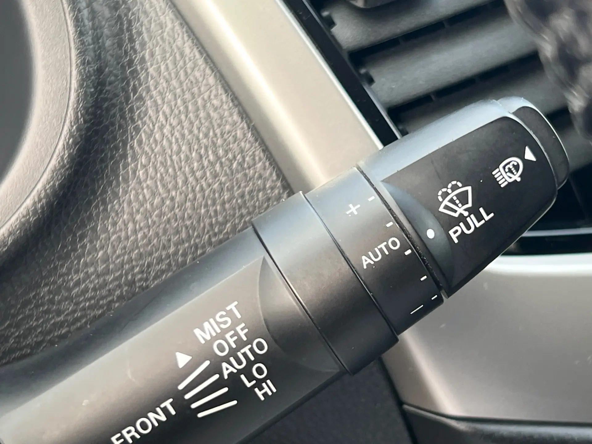 Mitsubishi L200 2.3 DI-D Strakar Space Cab Intense 4WD 29