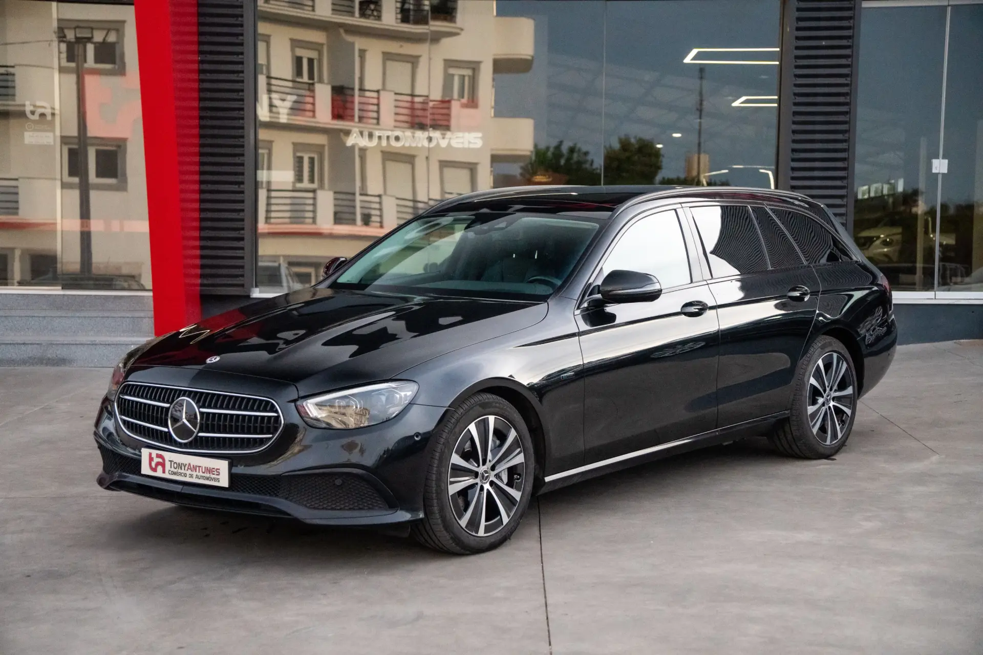 Mercedes-Benz E 300 de 9G-TRONIC Avantgarde 2