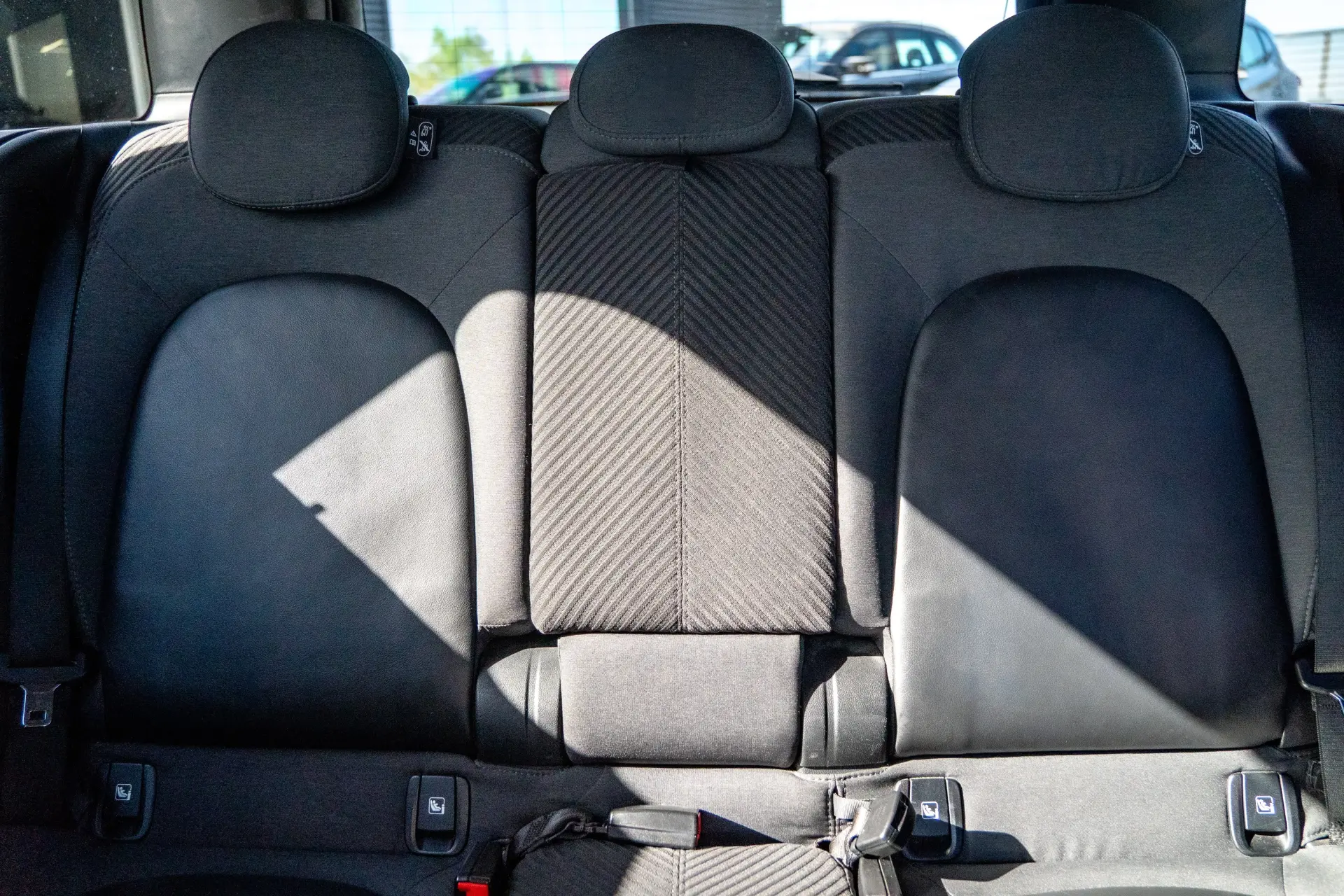 MINI Countryman Cooper SE ALL4 Auto 32