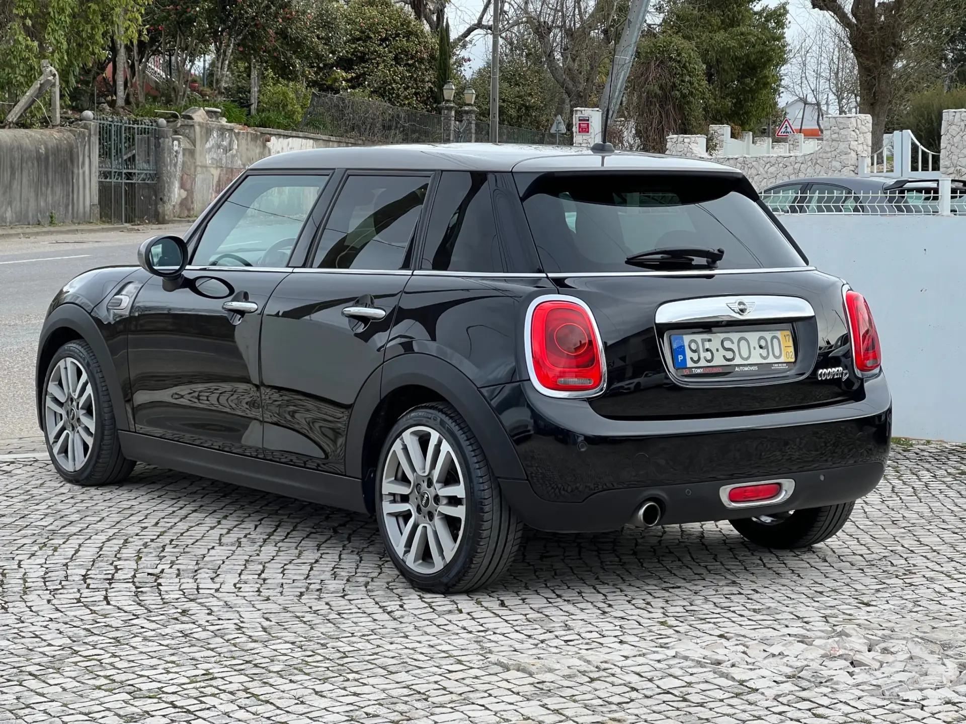 MINI 5 Portas Cooper D 4