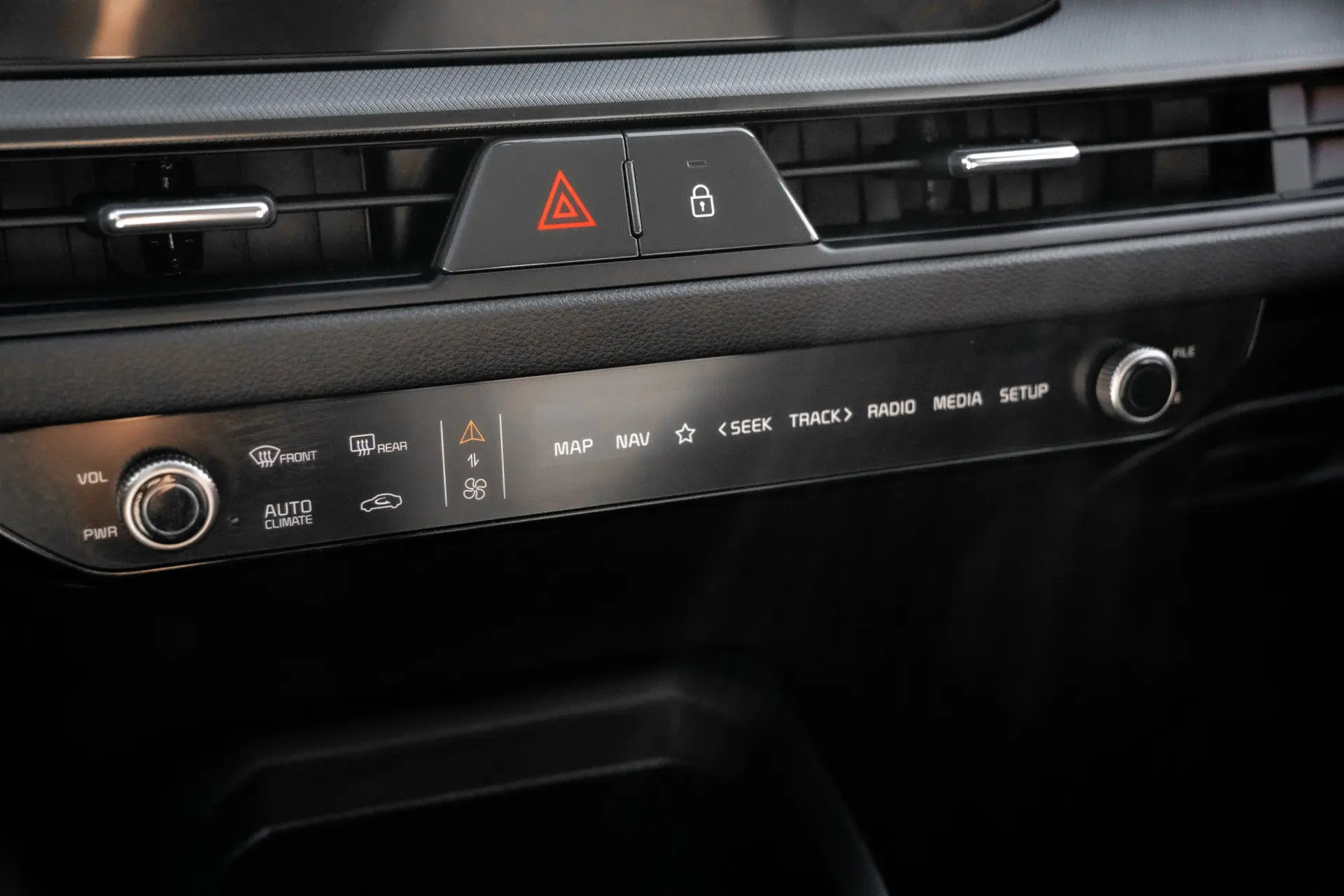 Kia Stonic 1.0 T-GDi Tech 7DCT 21