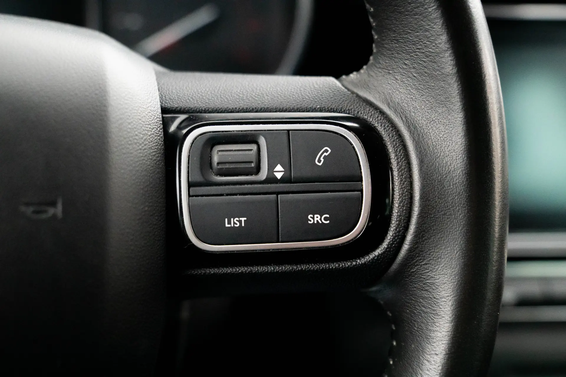 Citroen C3 Aircross 1.5 BlueHDi Shine 32