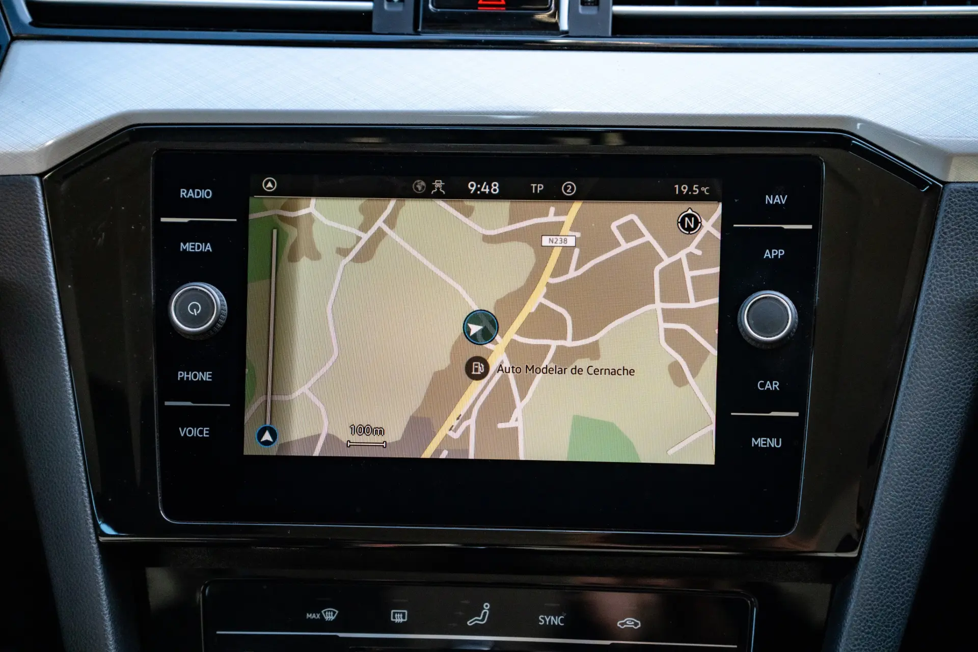 Volkswagen Passat Variant 2.0 TDI Elegance DSG 14