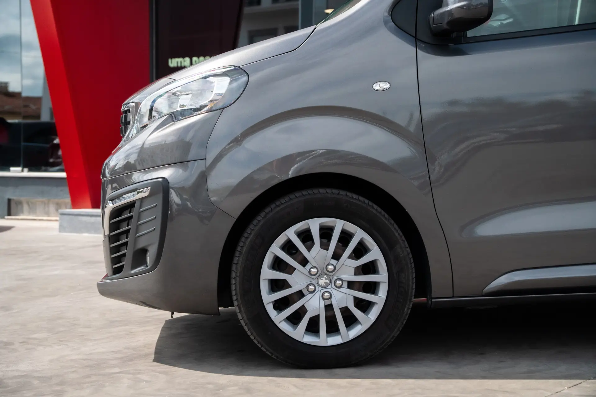 Peugeot Traveller 1.5 BlueHDi L2H1 Active Standard 5