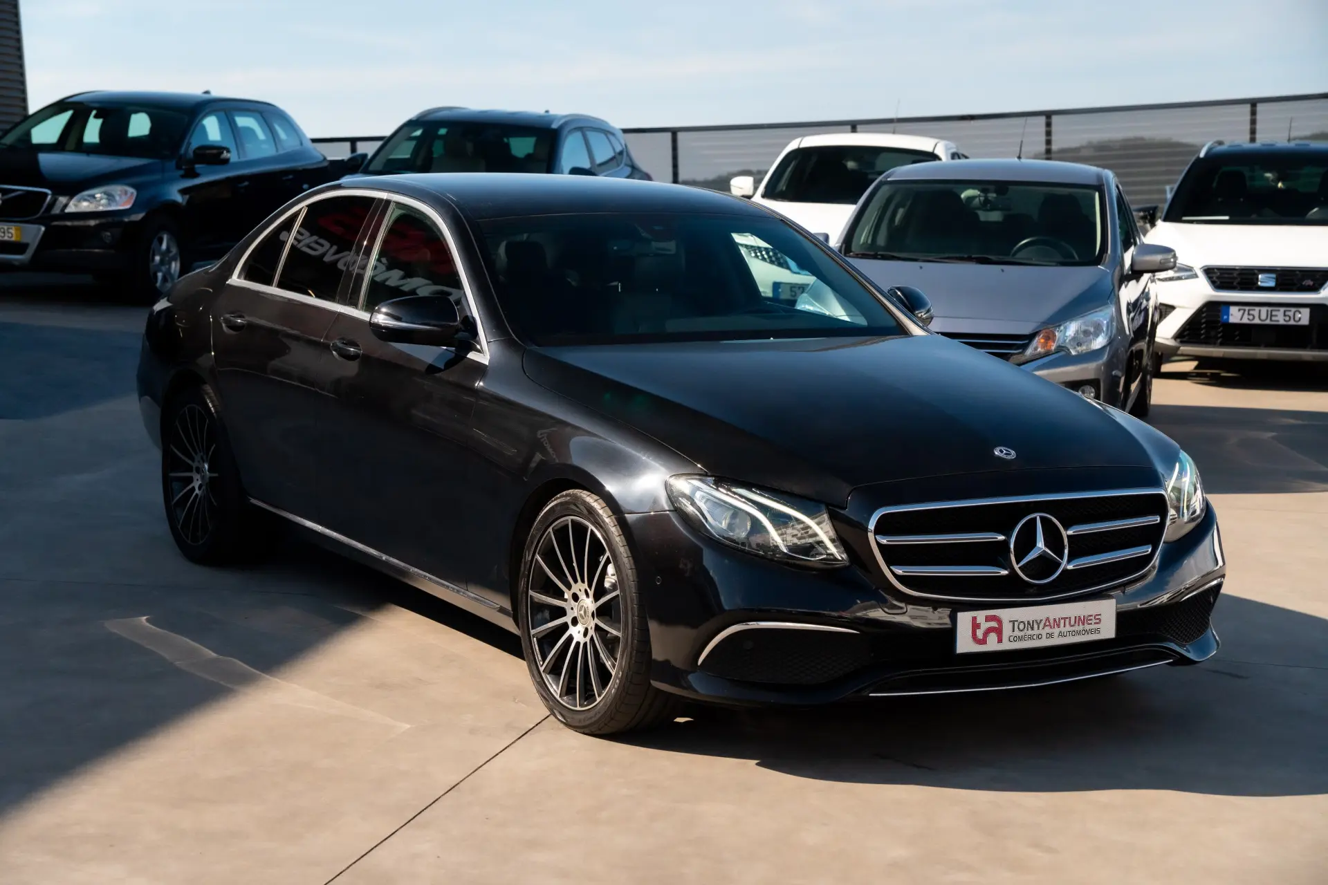Mercedes-Benz E 220 d Avantgarde+ 12