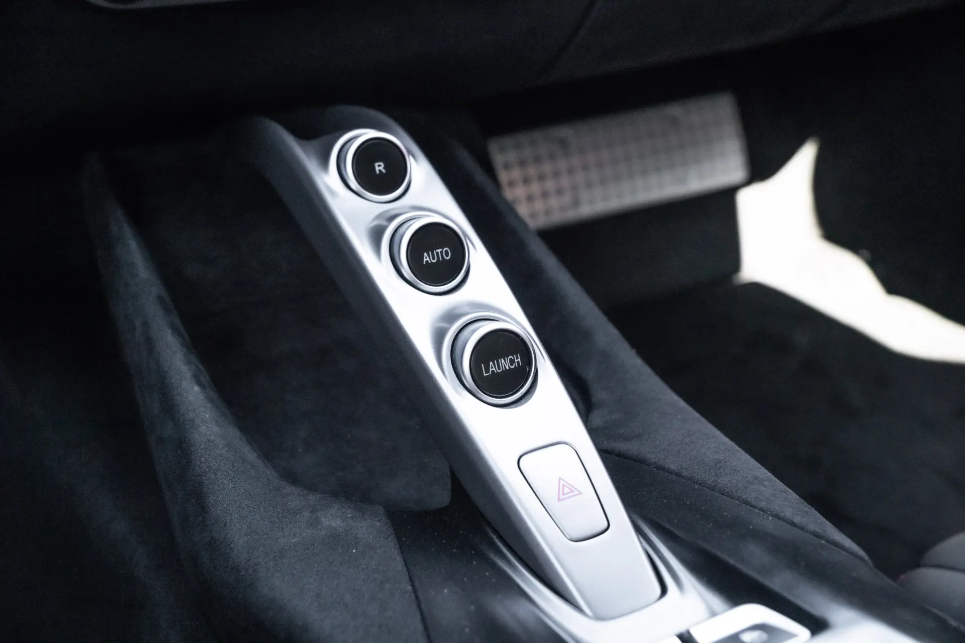 Ferrari 812 Superfast 6.5 V12 24