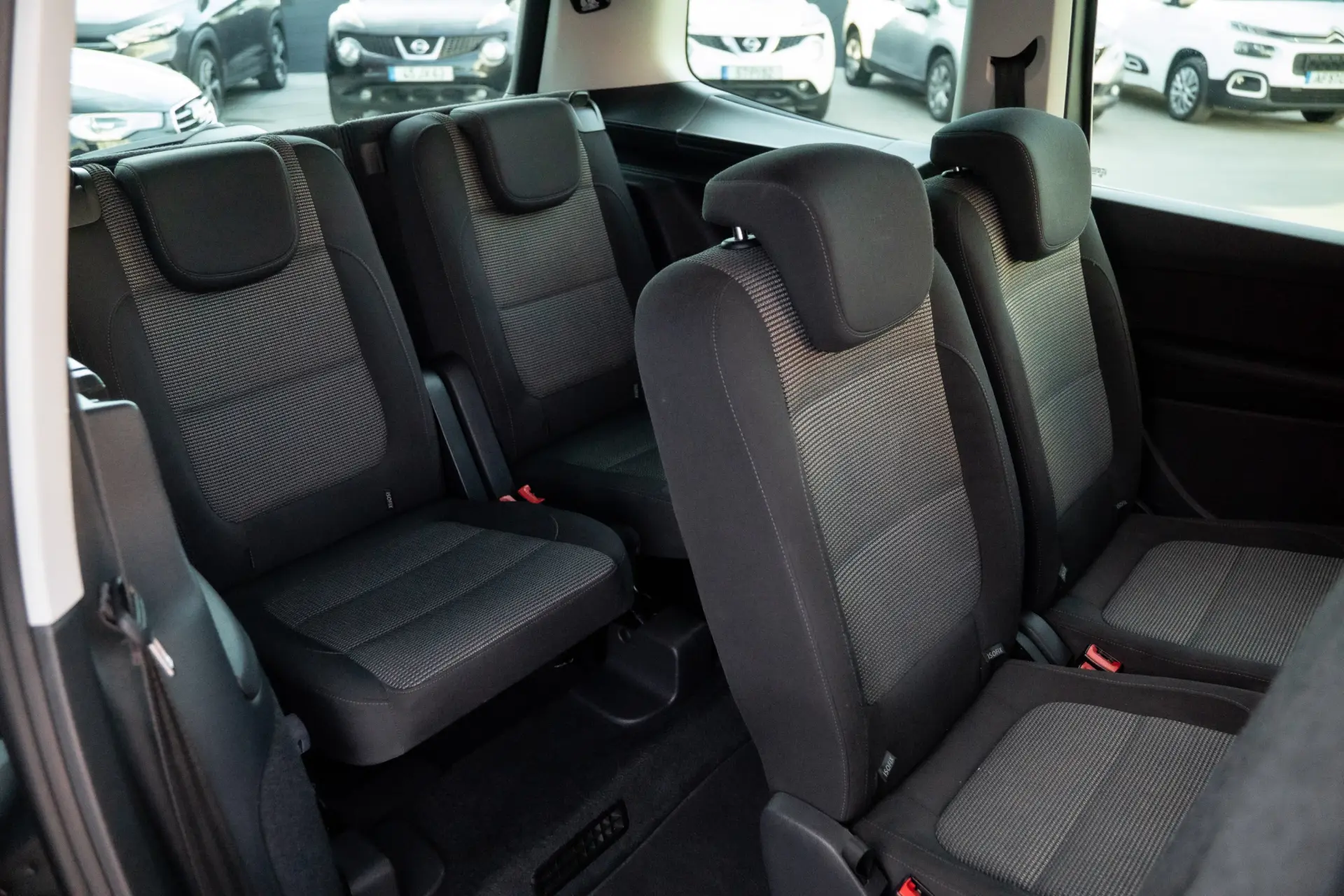 Volkswagen Sharan 2.0 TDI Confortline 25