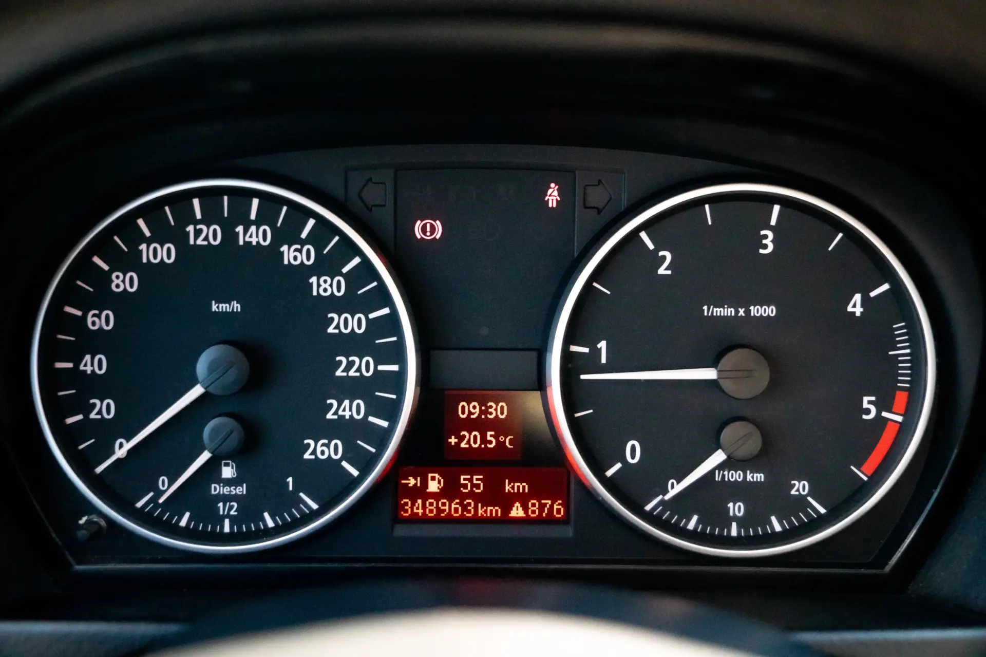 BMW 320 d Exclusive Touring 11