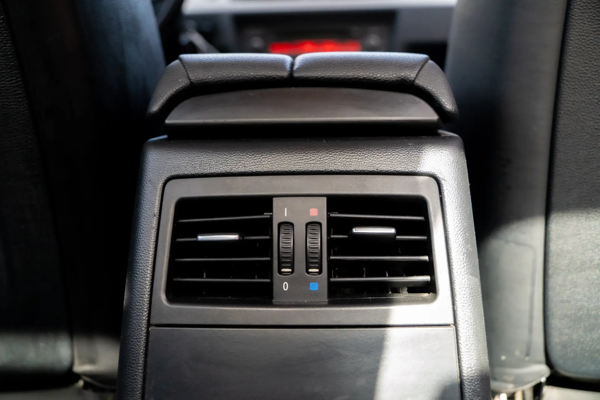 BMW 318 d Line Sport 23