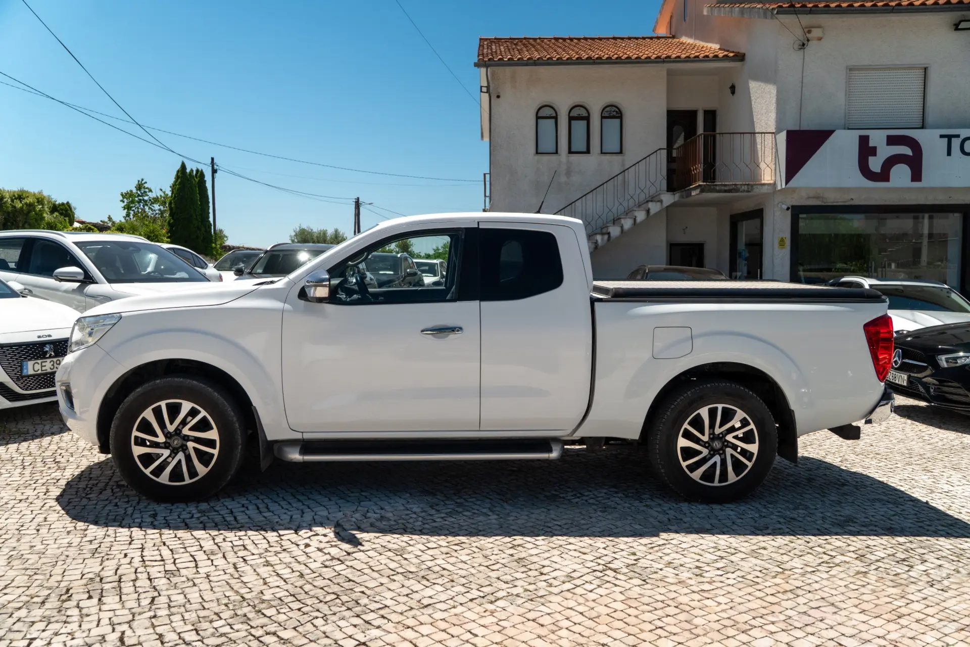 Nissan Navara 2.3 dCi CD 4WD N-Connecta 19