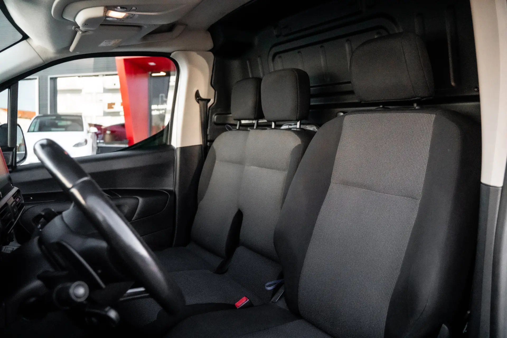 Citroen Berlingo 1.5 BlueHDi M Shine EAT8 22