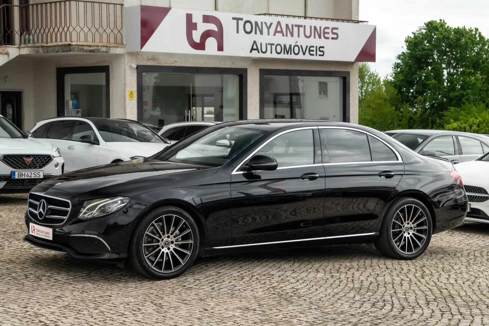 Mercedes-Benz E 220 d Avantgarde+ 1