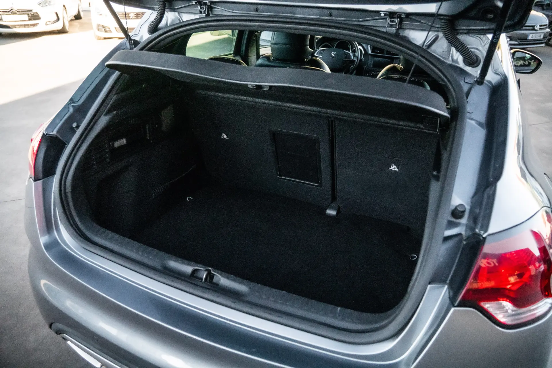 Citroen DS4 1.6 e-HDi So Chic CMP6 28