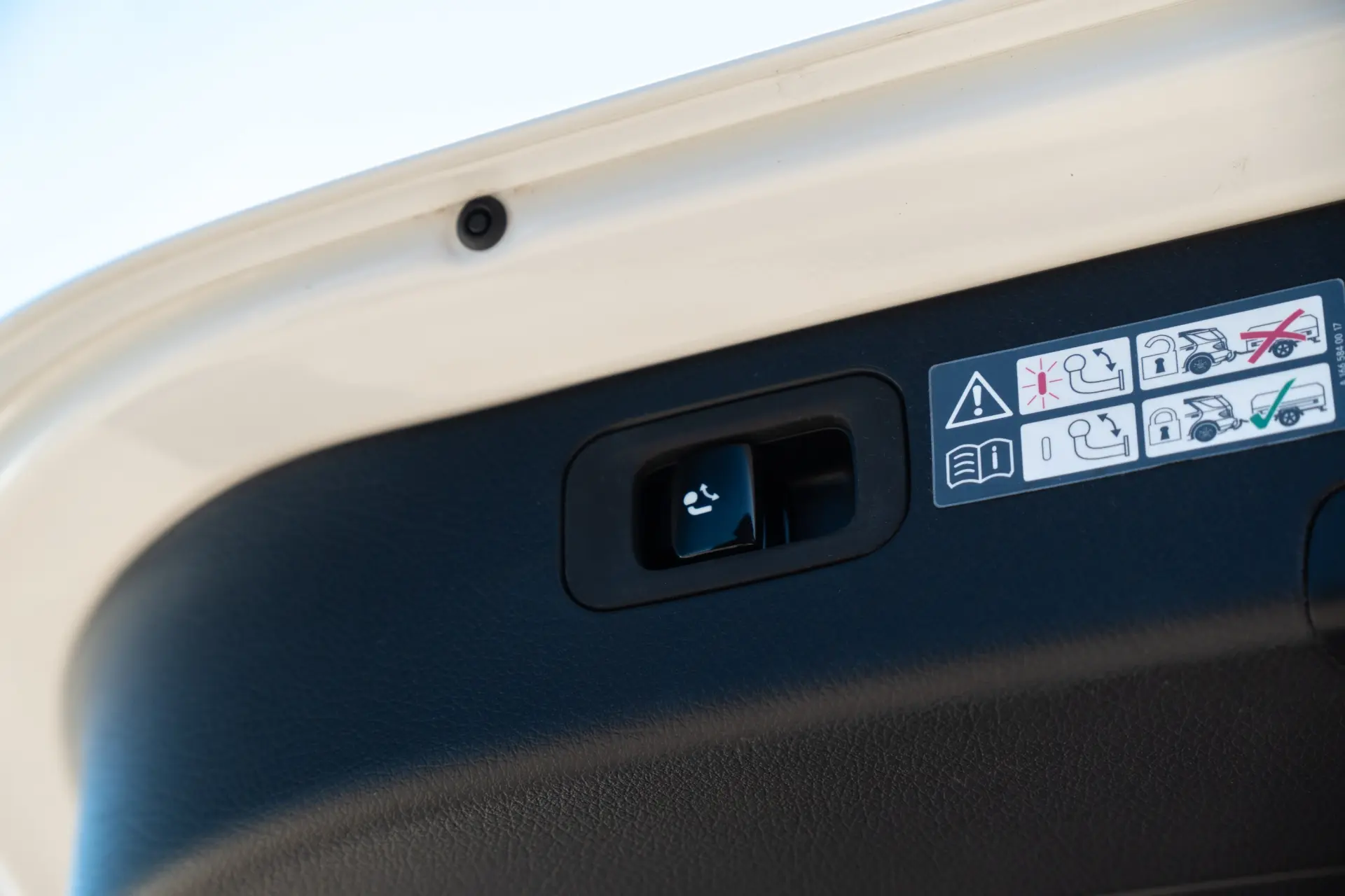 Mercedes-Benz C 220 Station d 9G-TRONIC Avantgarde 34