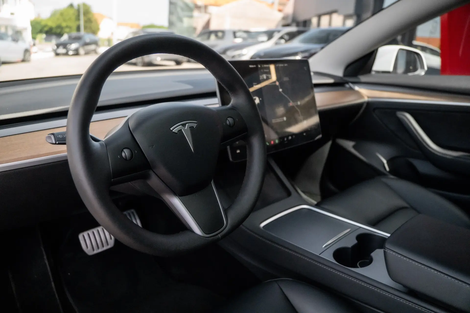 Tesla Model 3 Performance Dual Motor AWD 2