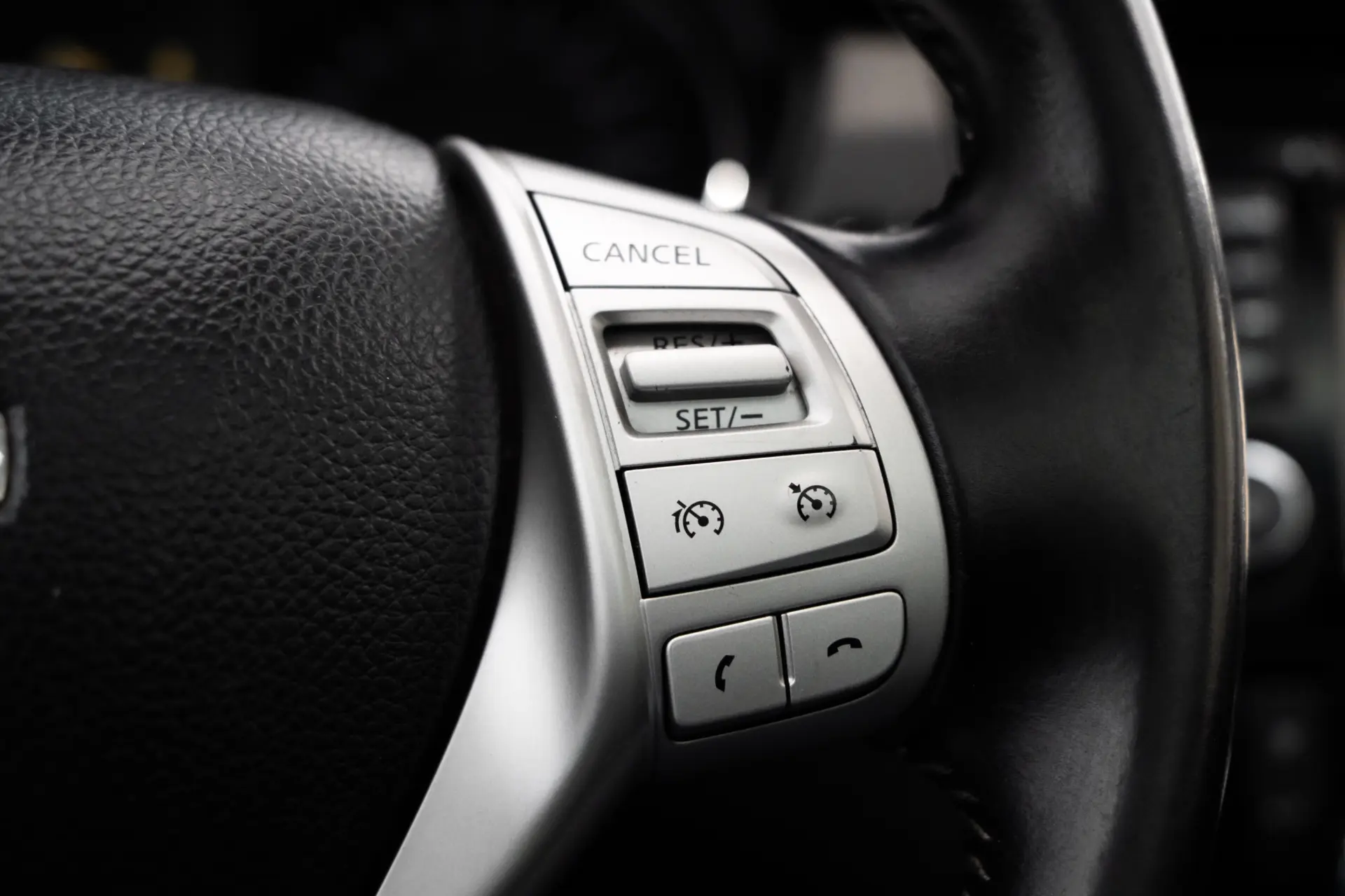 Nissan Qashqai 1.5 dCi N-Connecta 10