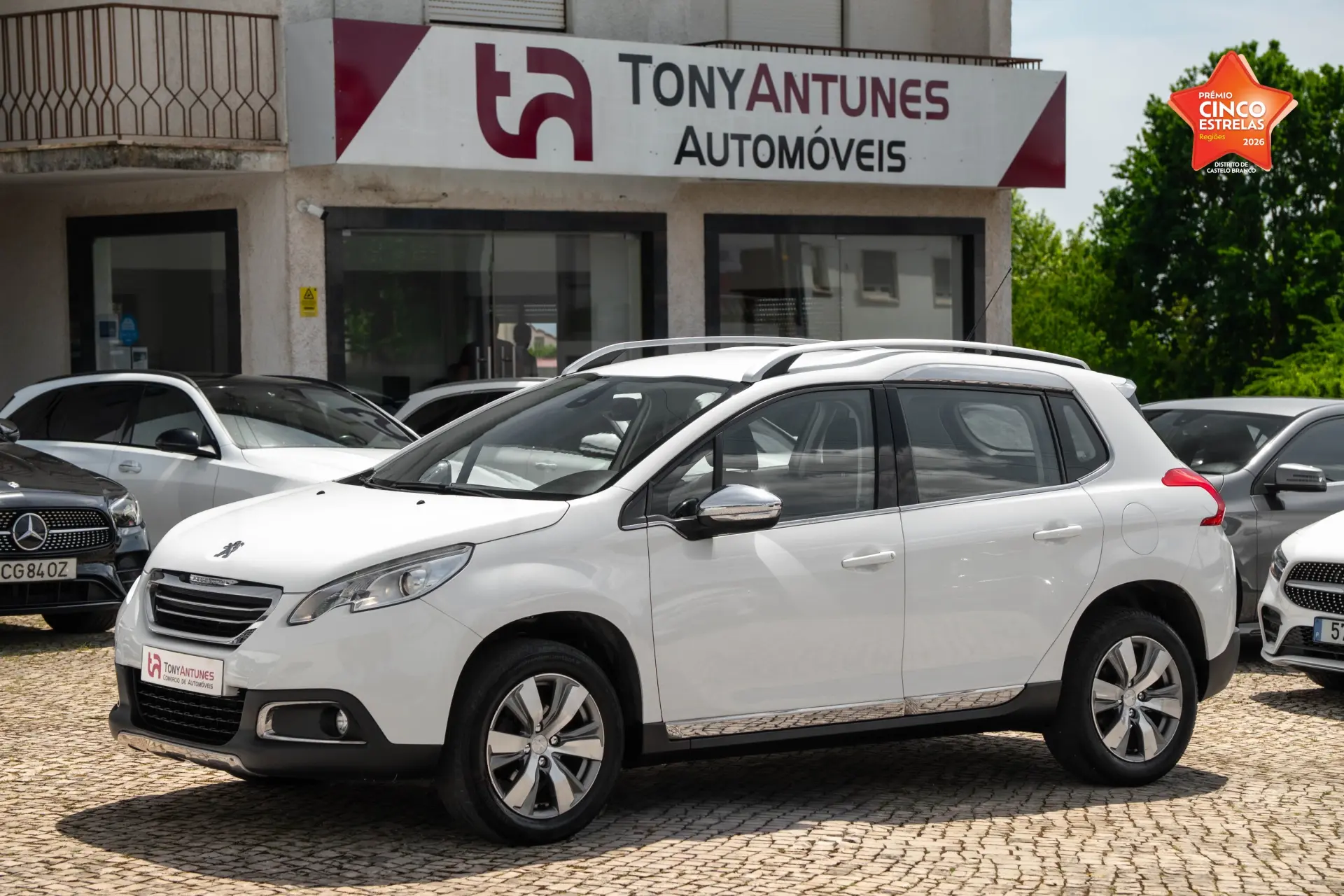 Peugeot 2008 1.2 VTi Allure 1