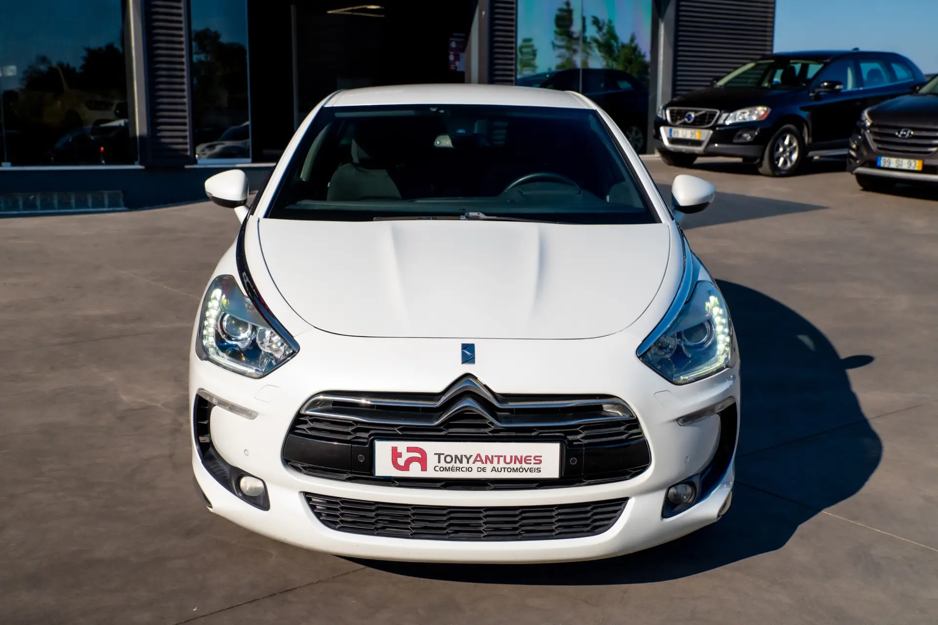 Citroen DS5 2.0 HDi Hy4 So Chic CMP6 102g 29