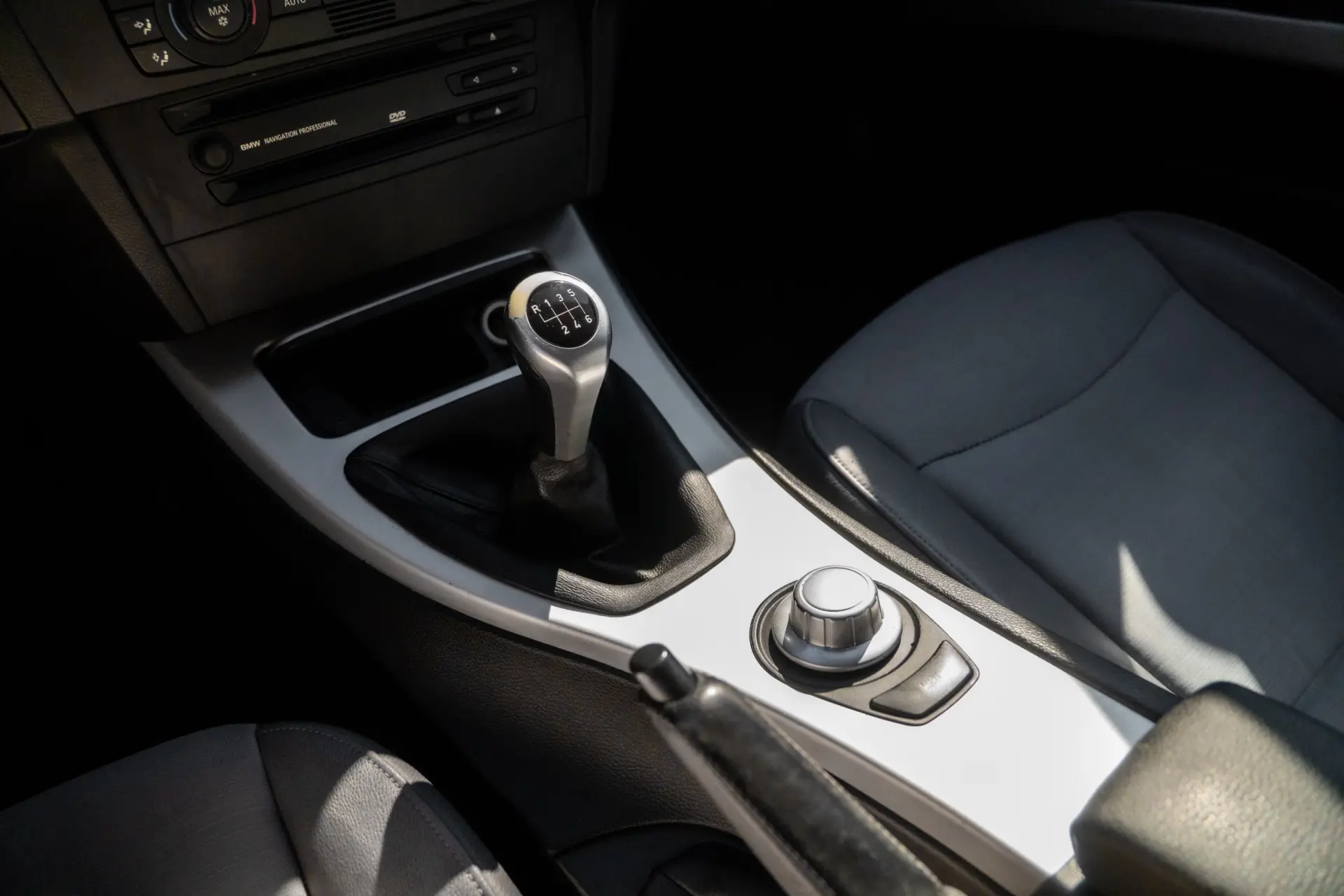 BMW 320 d Exclusive Touring 17