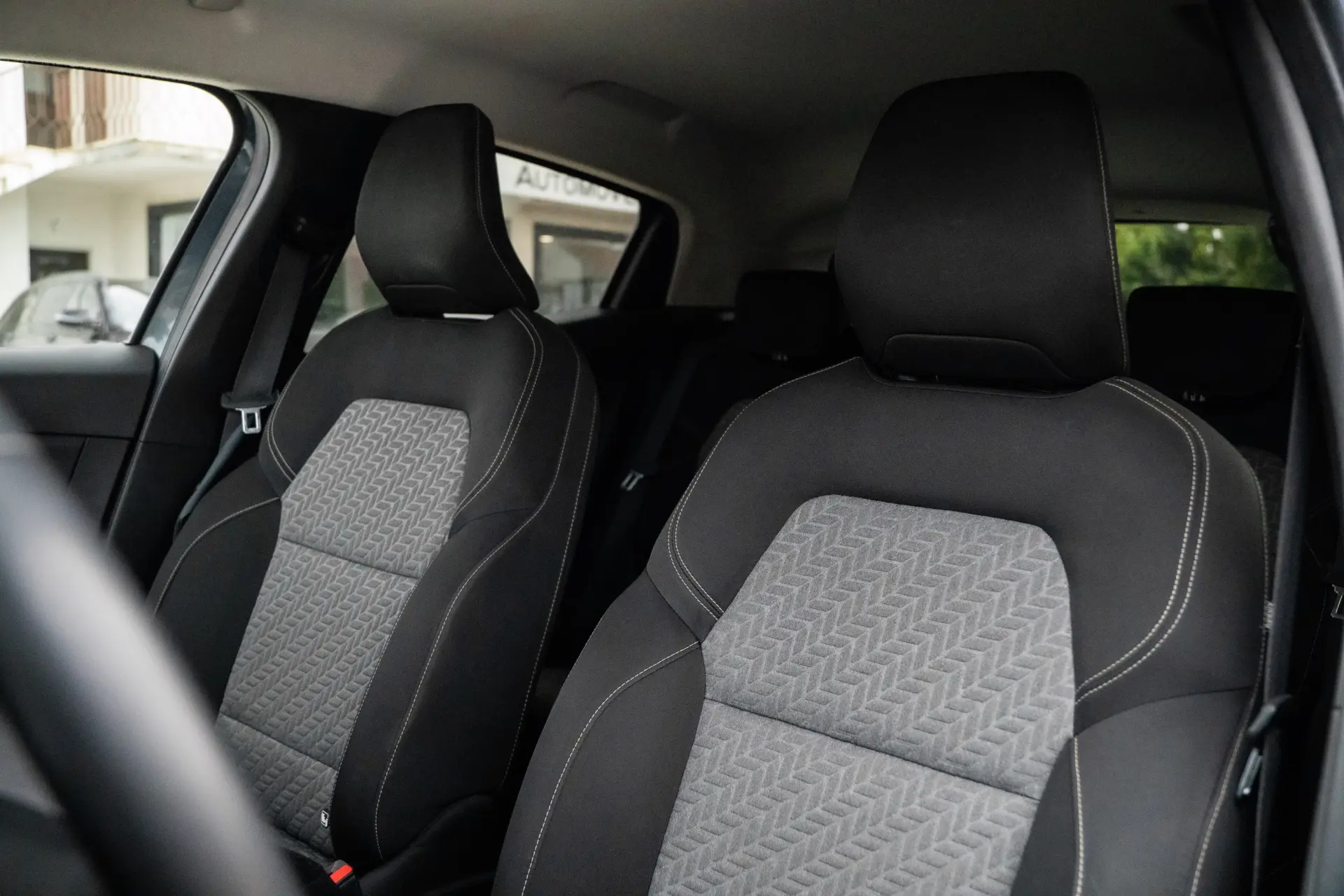 Renault Clio 1.0 TCe Intens 16