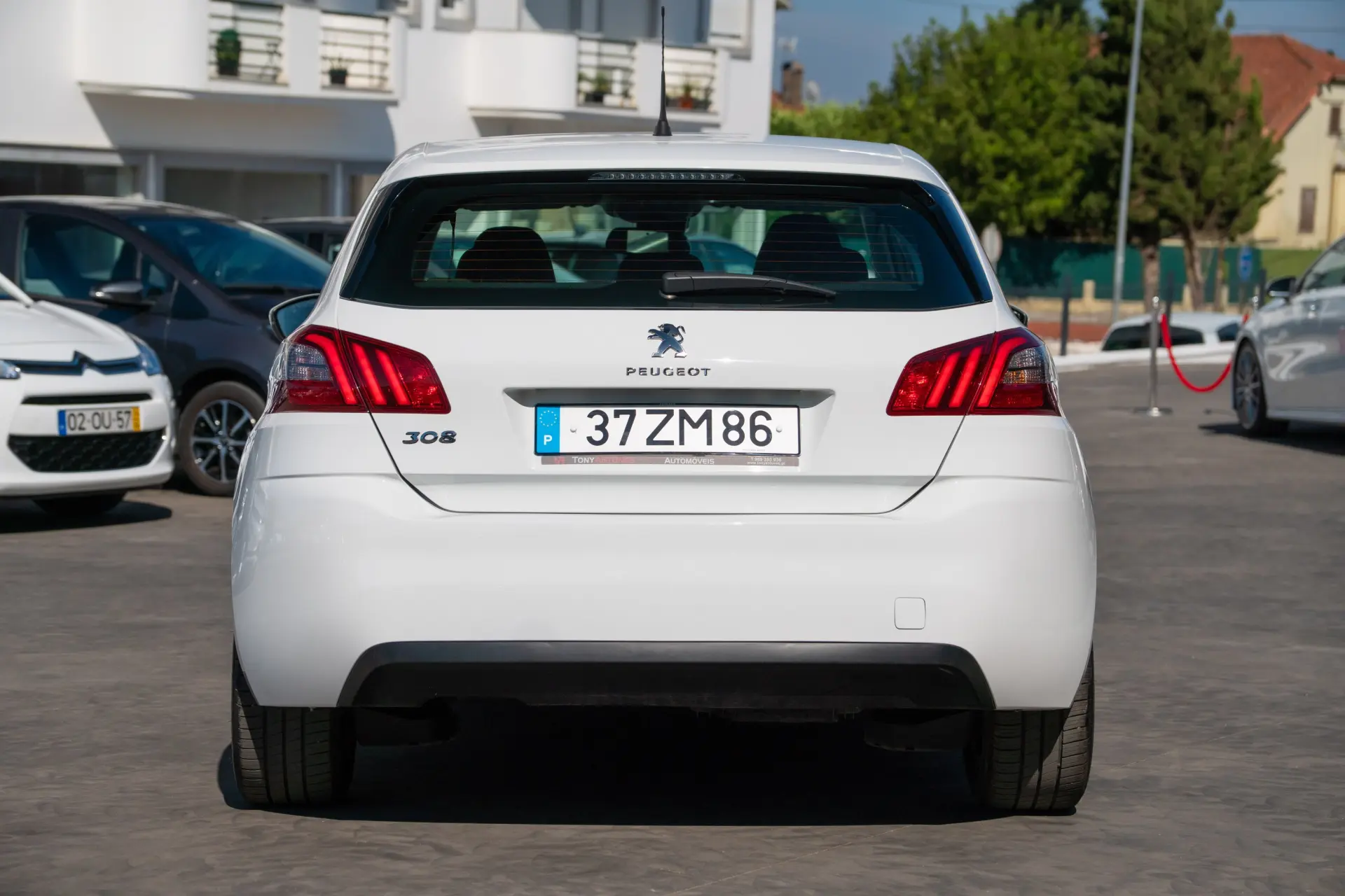 Peugeot 308 1.5 BlueHDi Business Line 12
