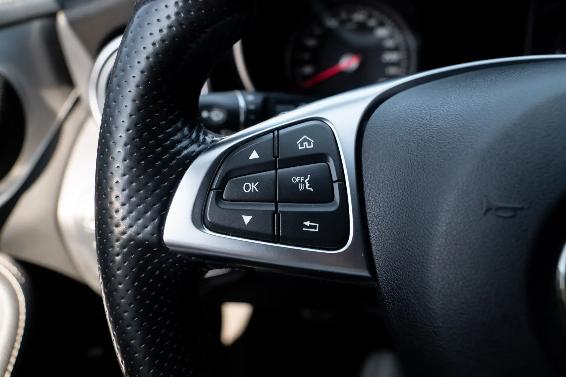 Mercedes-Benz C 200 (BlueTEC) d Station AMG Line 19