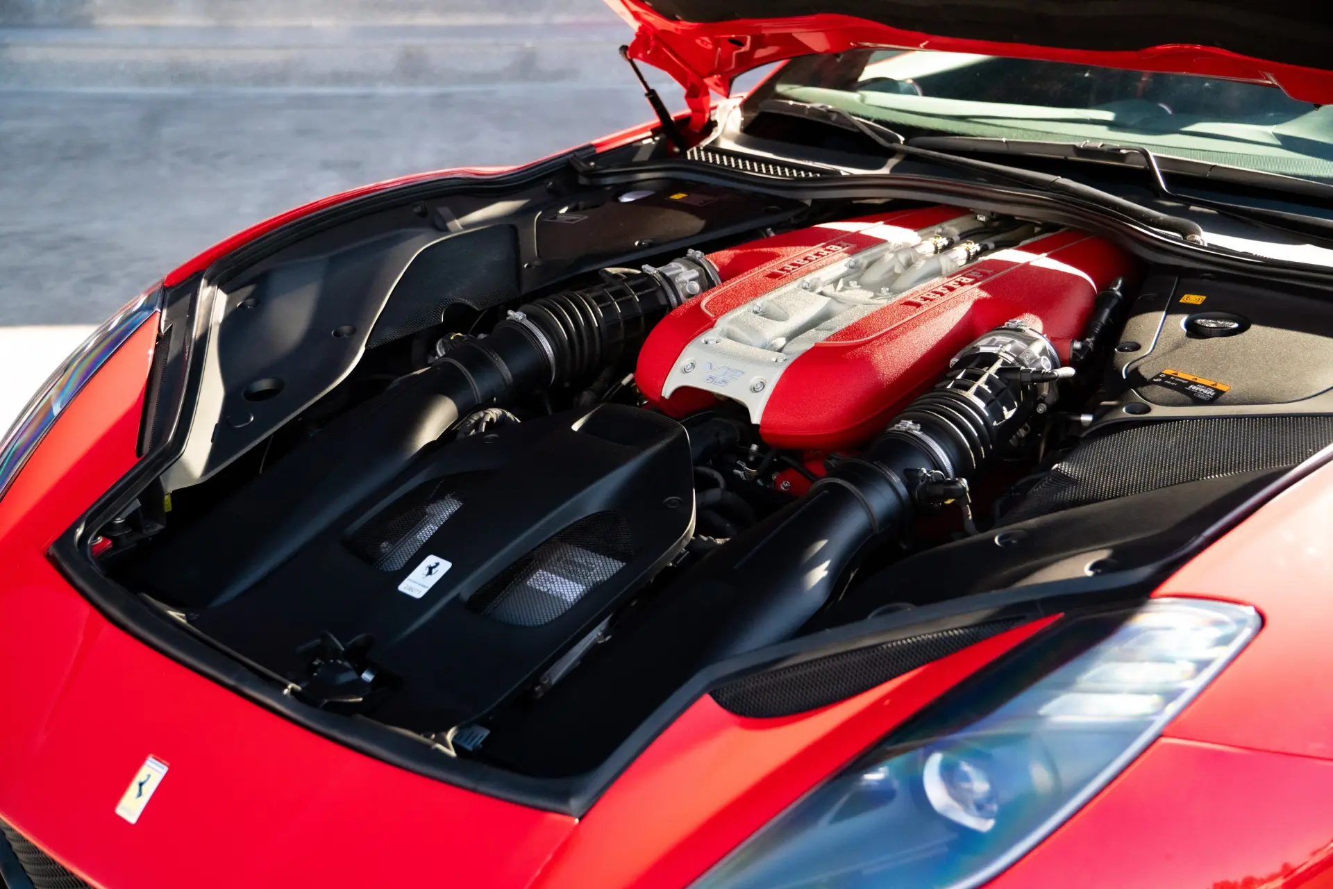 Ferrari 812 Superfast 6.5 V12 16