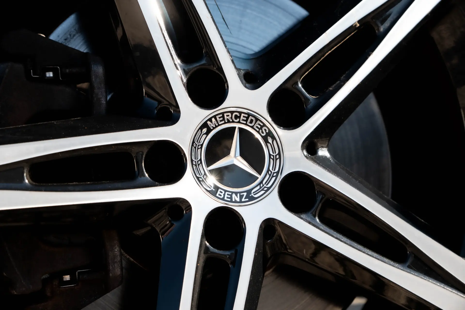 Mercedes-Benz A 250 Limousine e 8G-DCT Style 8