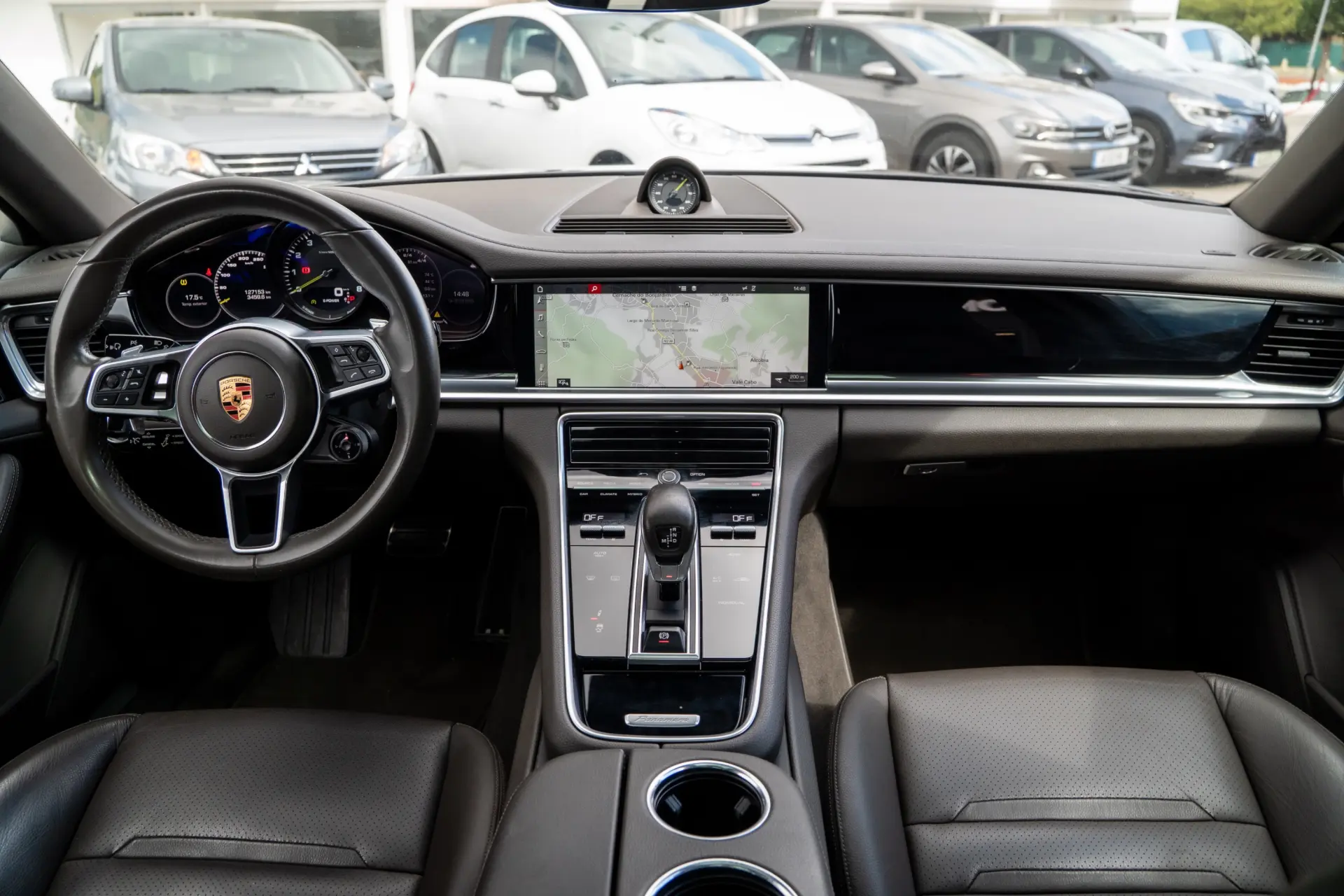 Porsche Panamera 4 E-Hybrid Platinum Edition 30
