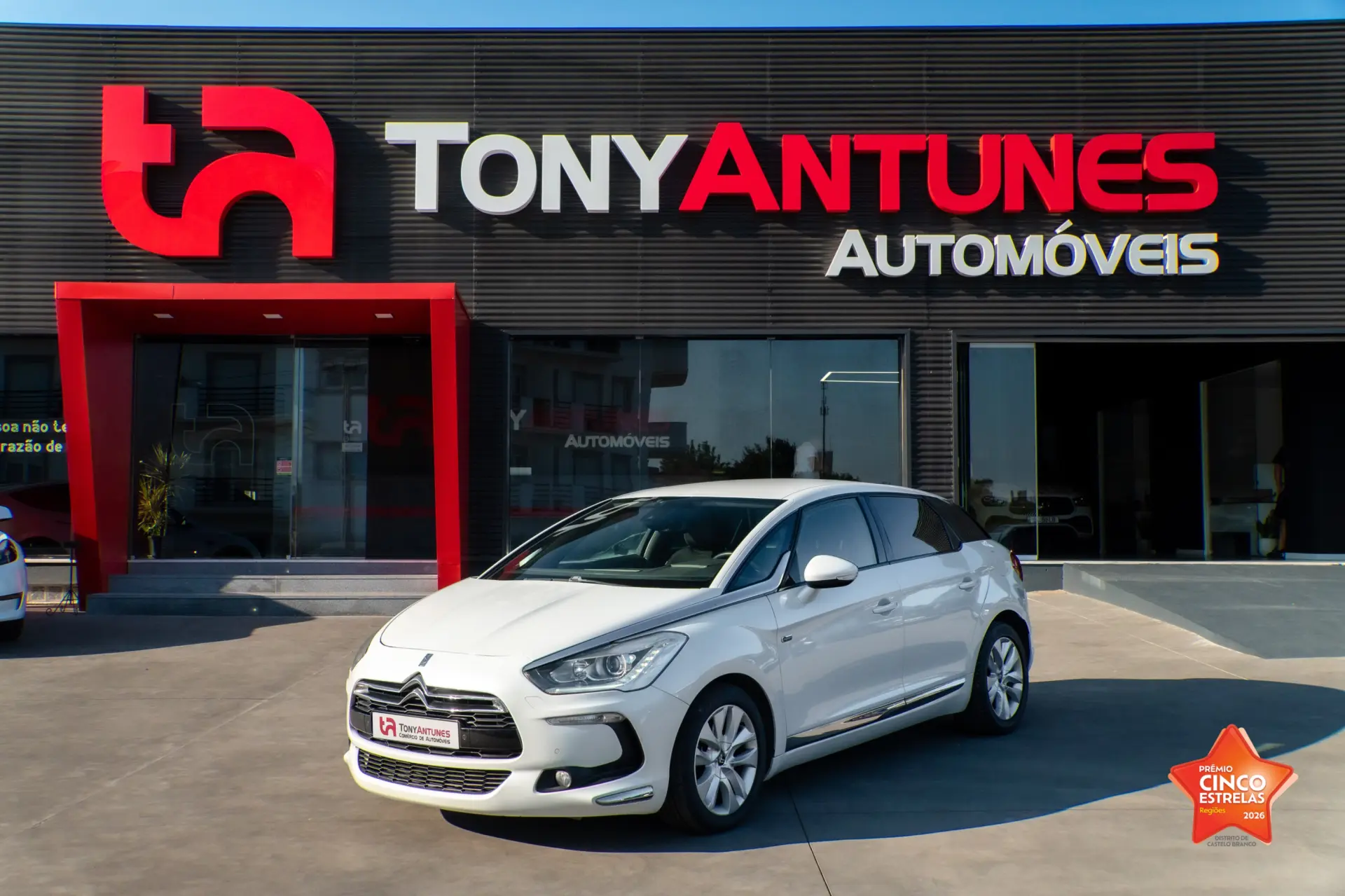 Citroen DS5 2.0 HDi Hy4 So Chic CMP6 102g 1