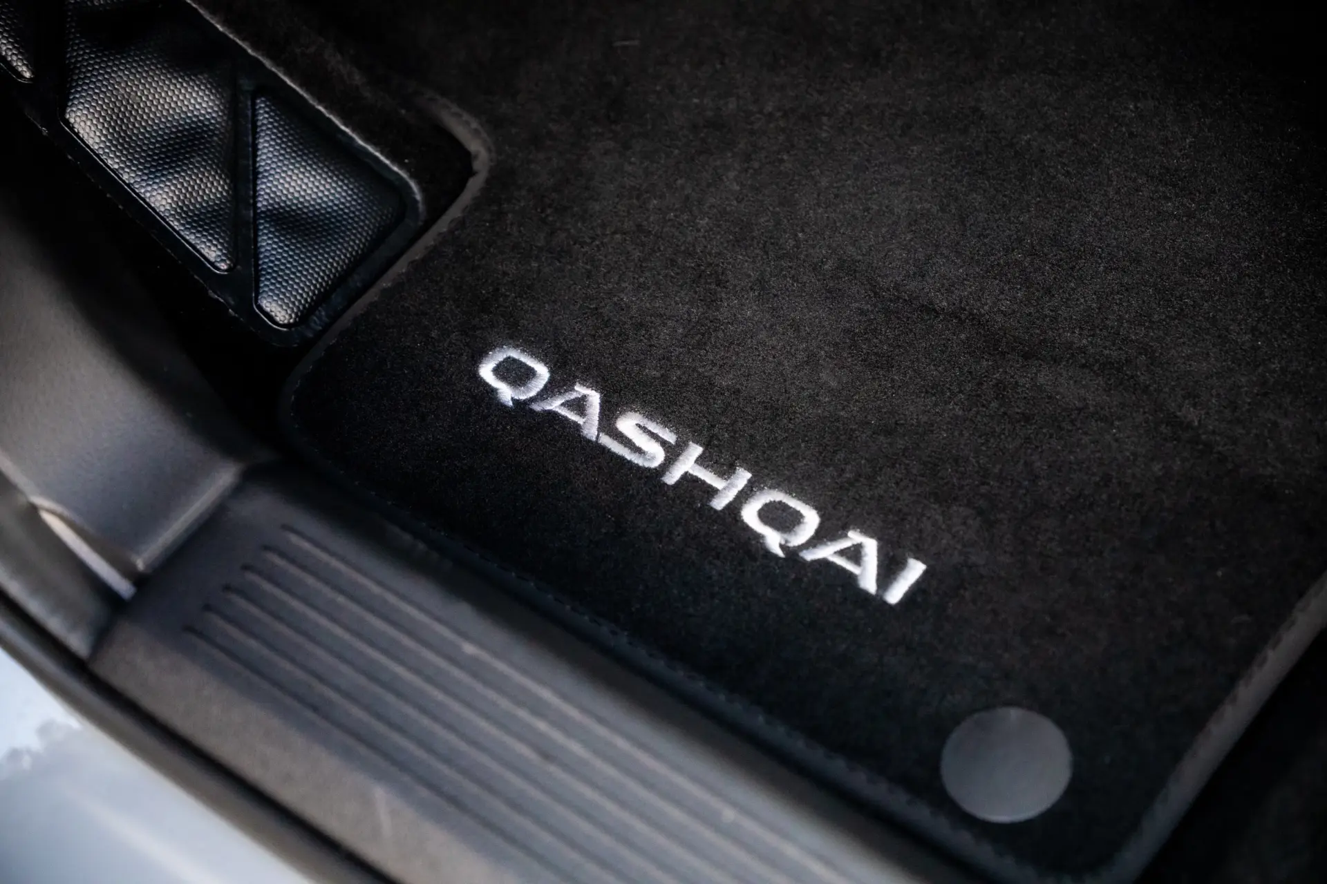 Nissan Qashqai 1.3 DIG-T N-Connecta 11