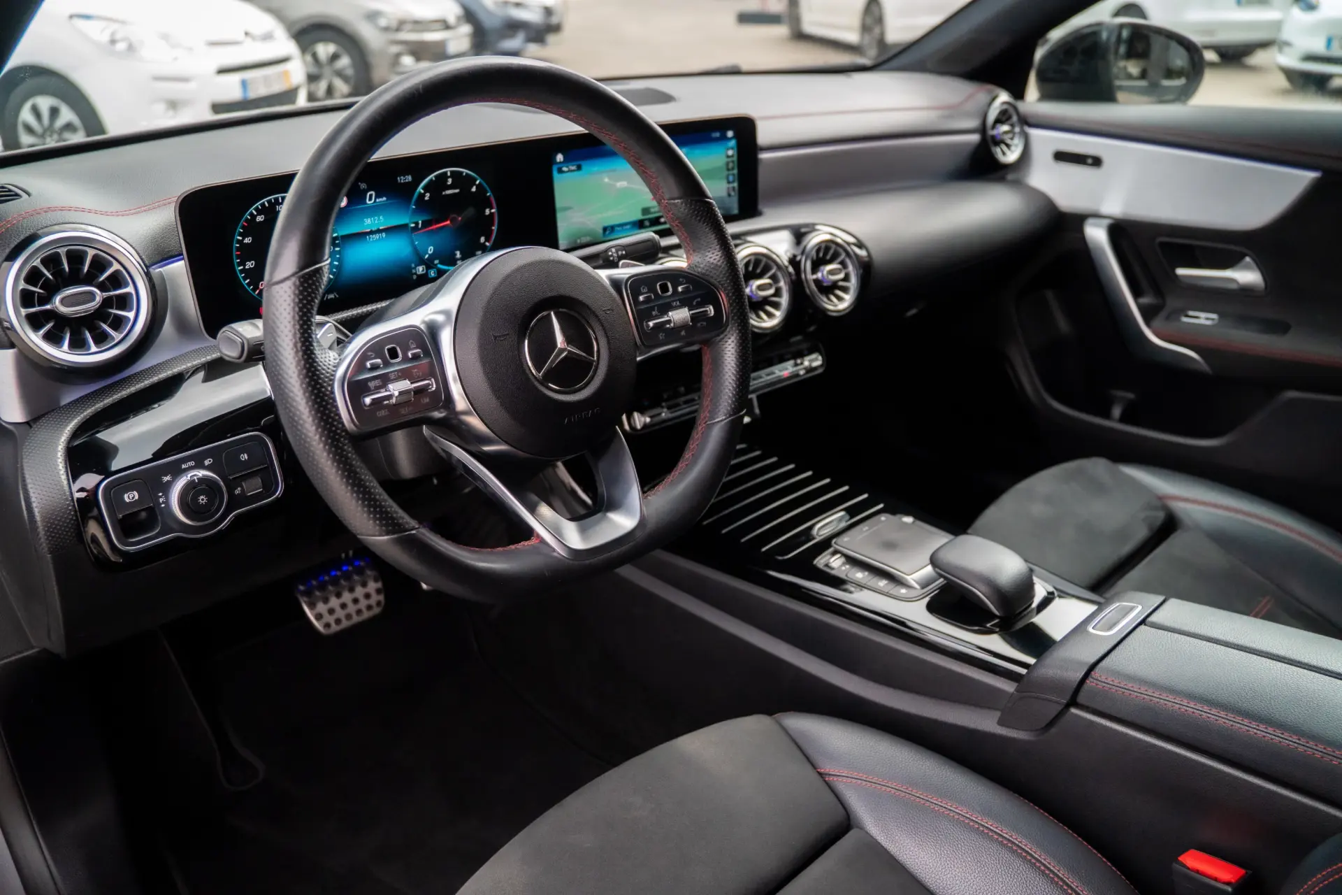 Mercedes-Benz CLA 200 d AMG Line Aut. 14
