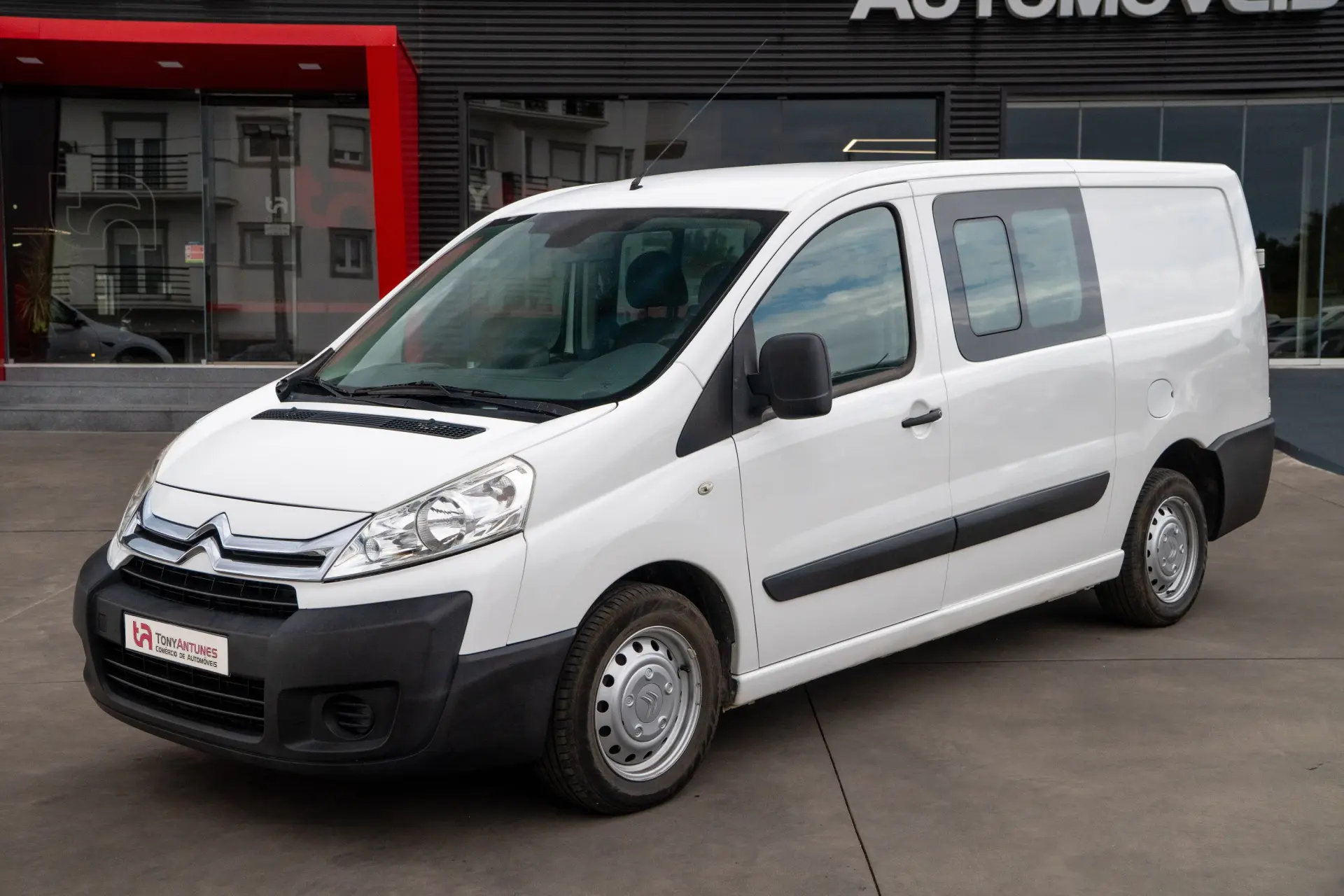 Citroen Jumpy 1.6 HDi L2H1 Semi-Vidrada 2