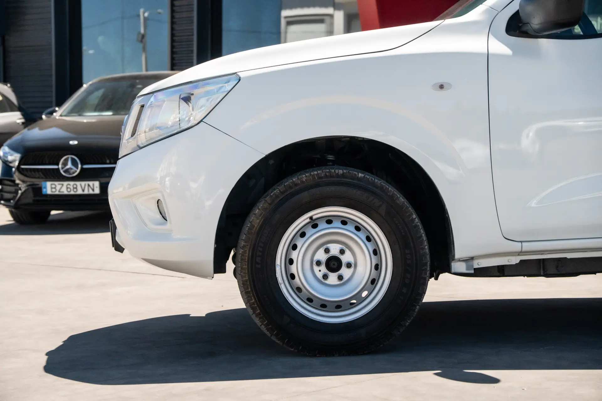 Nissan Navara 2.5 dCi CD LE 5