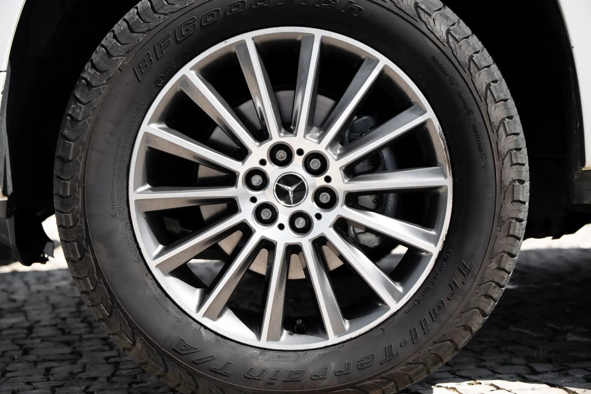 Mercedes-Benz X 350 d Power 4-Matic 11
