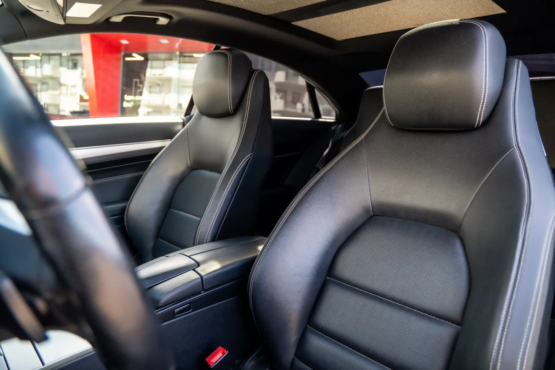Mercedes-Benz E 220 CDI Elegance BE Auto. 20