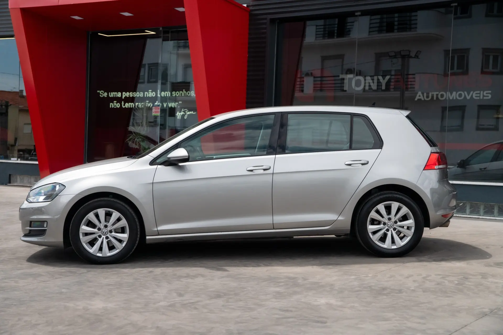 Volkswagen Golf 1.6 TDi GPS Edition 8