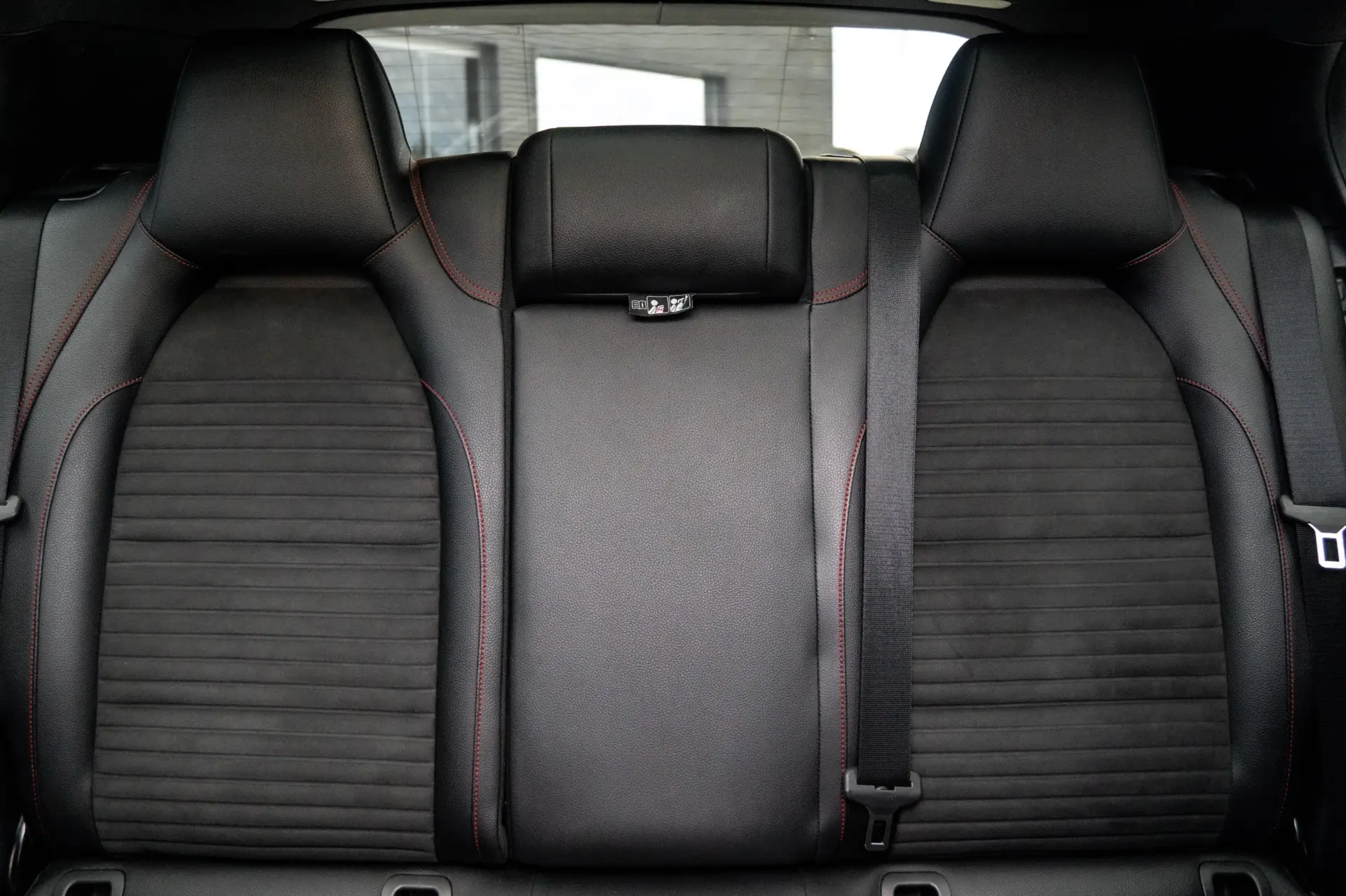 Mercedes-Benz GLA 180 (CDI) d 7G-DCT AMG Line 33