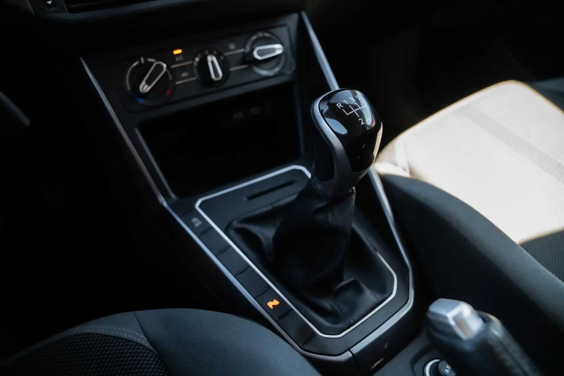 Volkswagen Polo 1.0 TSI Life 22
