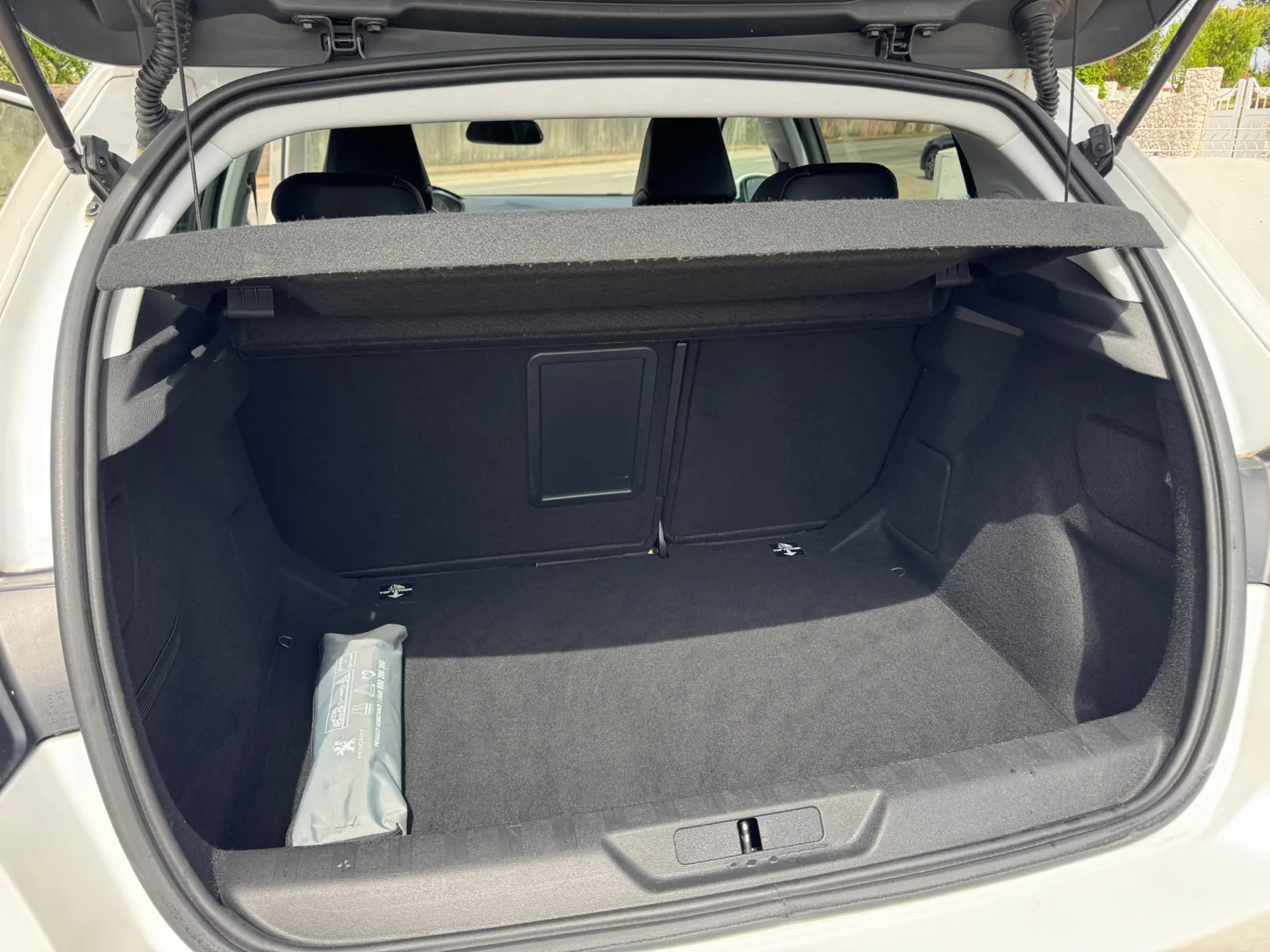 Peugeot 308 1.5 BlueHDi Allure 10