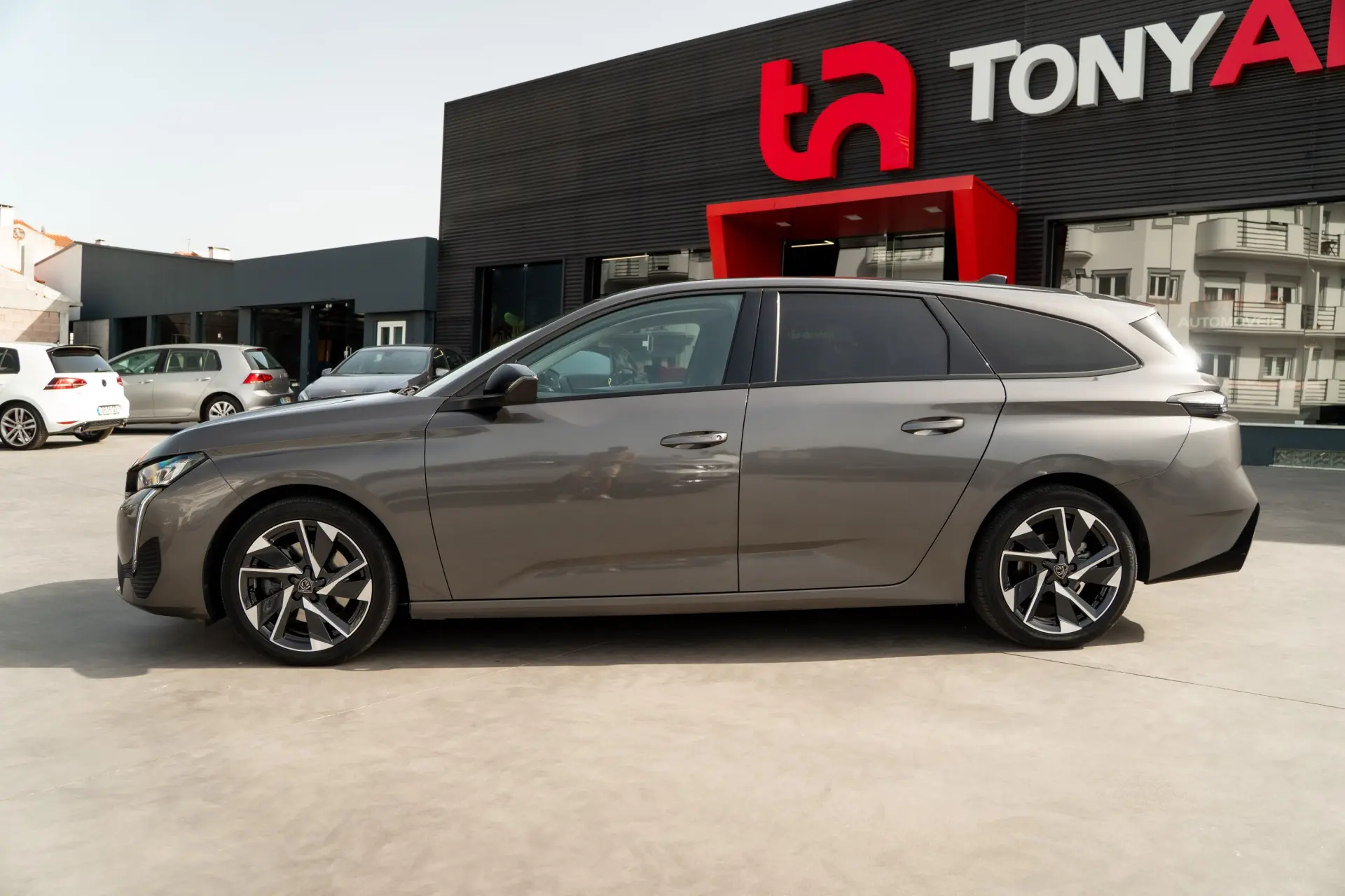 Peugeot 308 SW 1.5 BlueHDi Allure Pack 10
