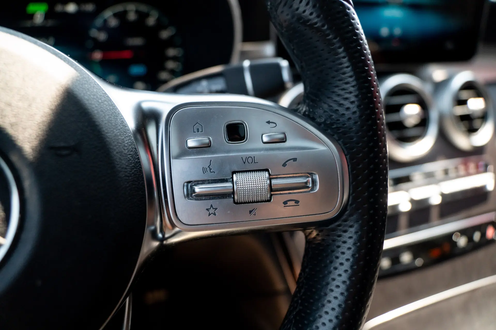 Mercedes-Benz GLC 300 de Coupe 4Matic 9G-TRONIC AMG Line 28