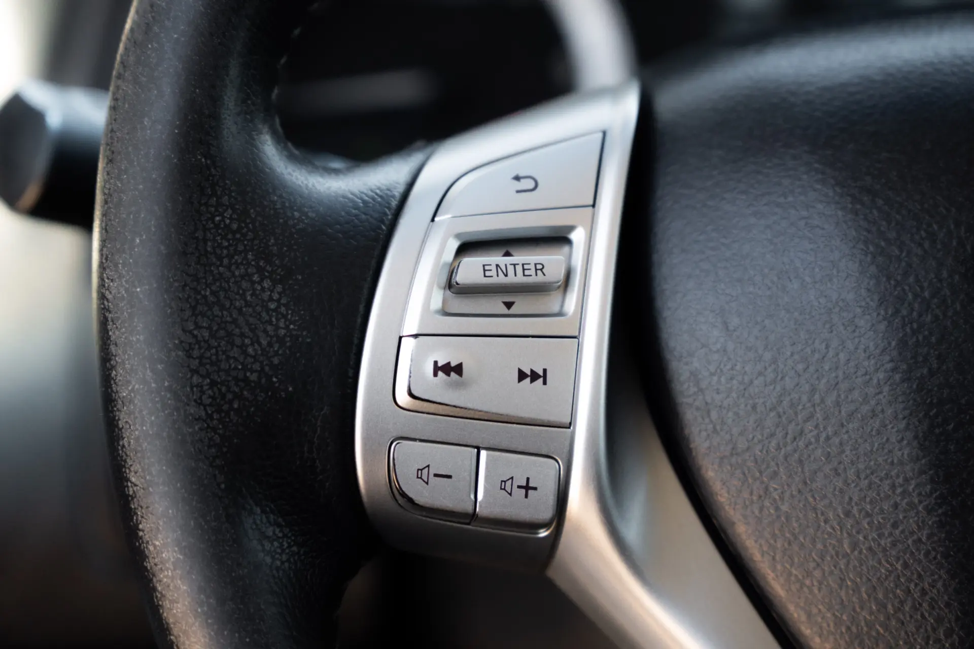 Nissan Navara 2.3 dCi CD 4WD N-Connecta 11