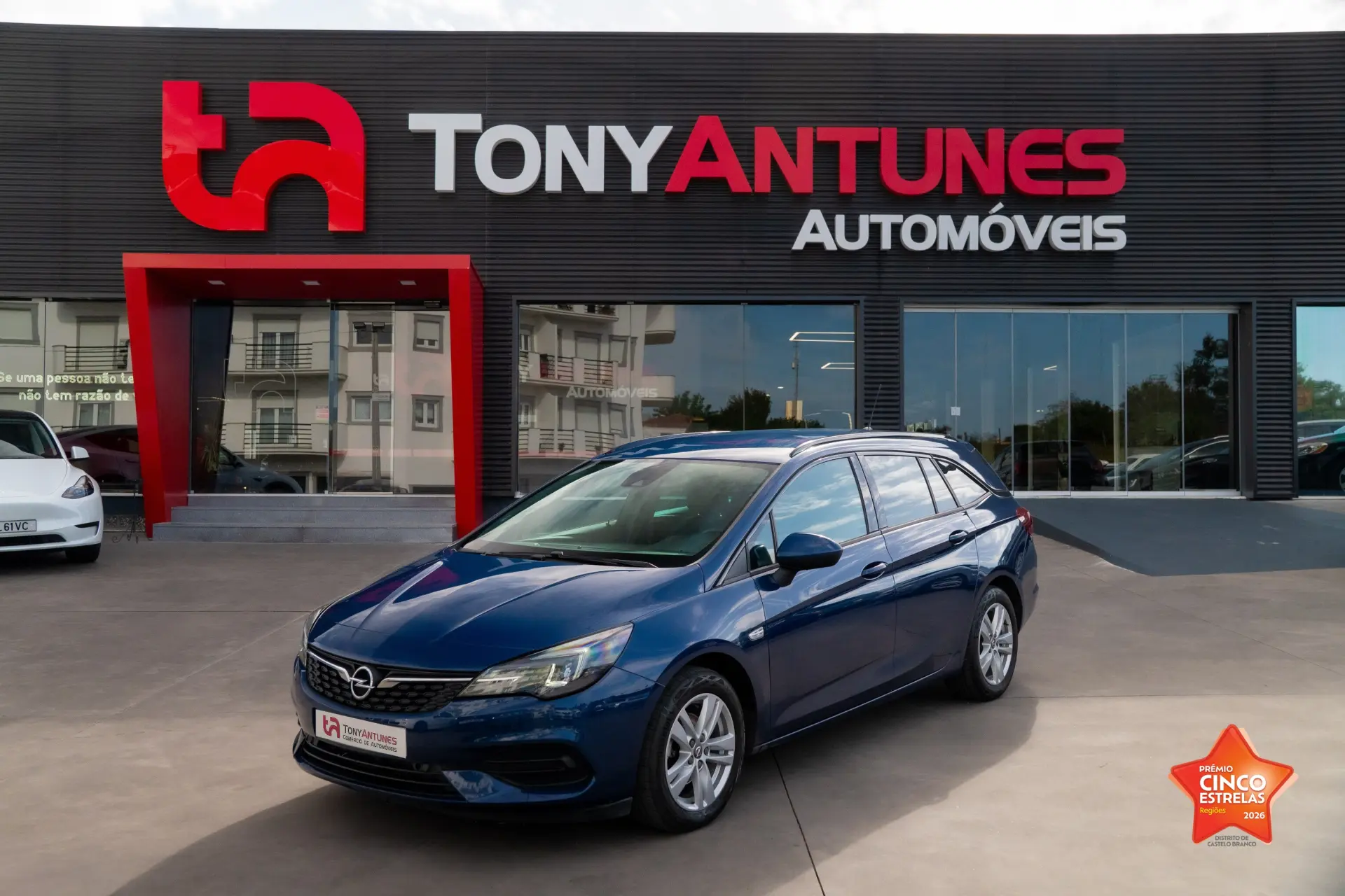 Opel Astra Sports Tourer 1.2 T Elegance 1