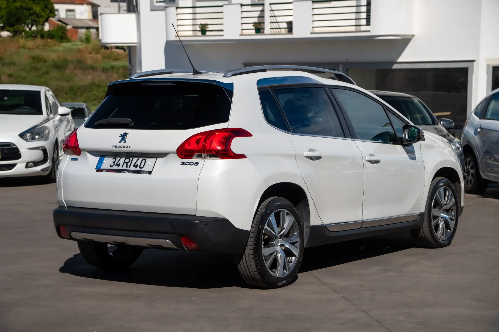 Peugeot 2008 1.6 BlueHDi Allure 4