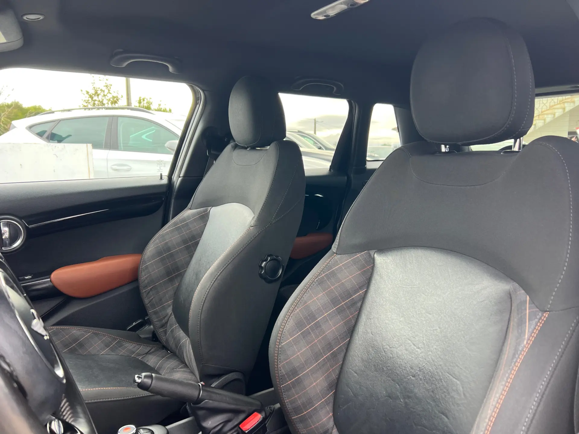 MINI 5 Portas Cooper D 10