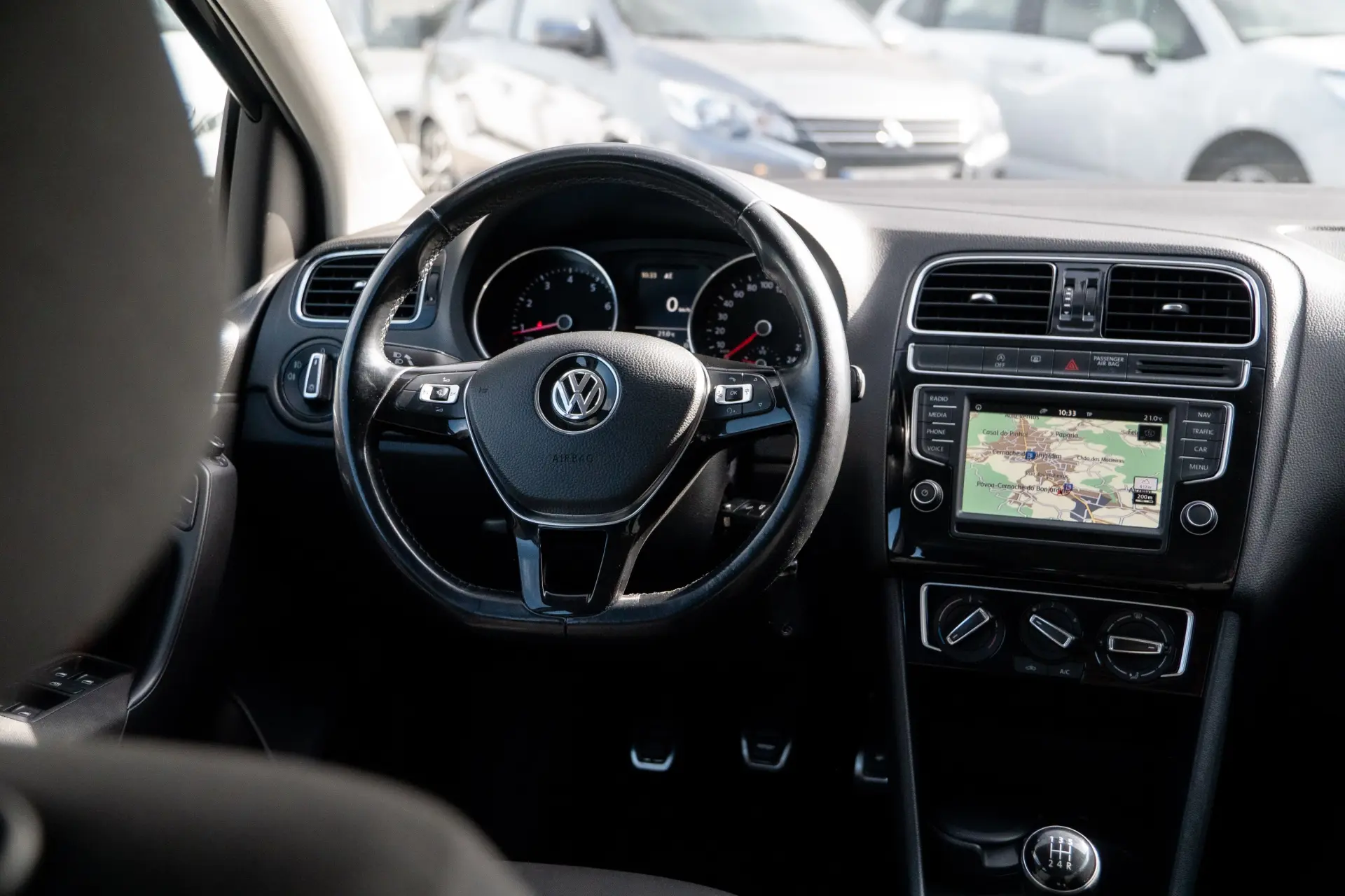 Volkswagen Polo 1.0 Confortline 26