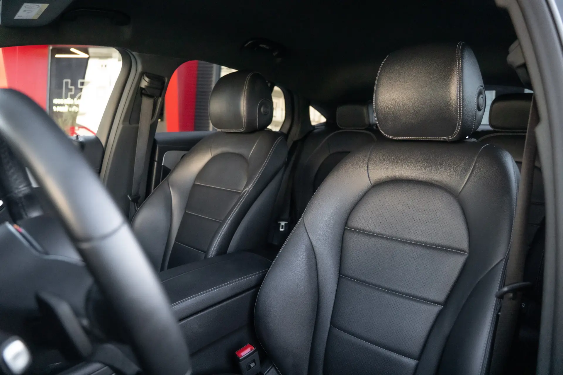Mercedes-Benz GLC 300 e Coupé 4Matic 31