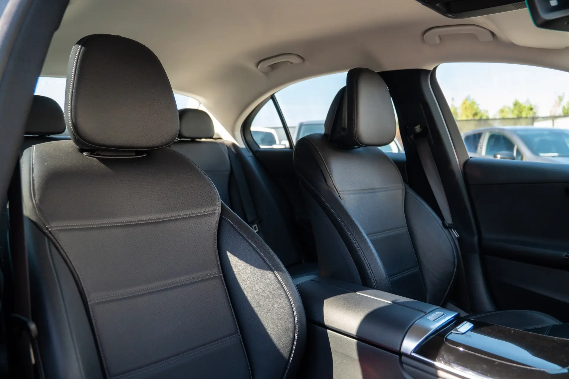 Mercedes-Benz C 220 d Avantgarde 25